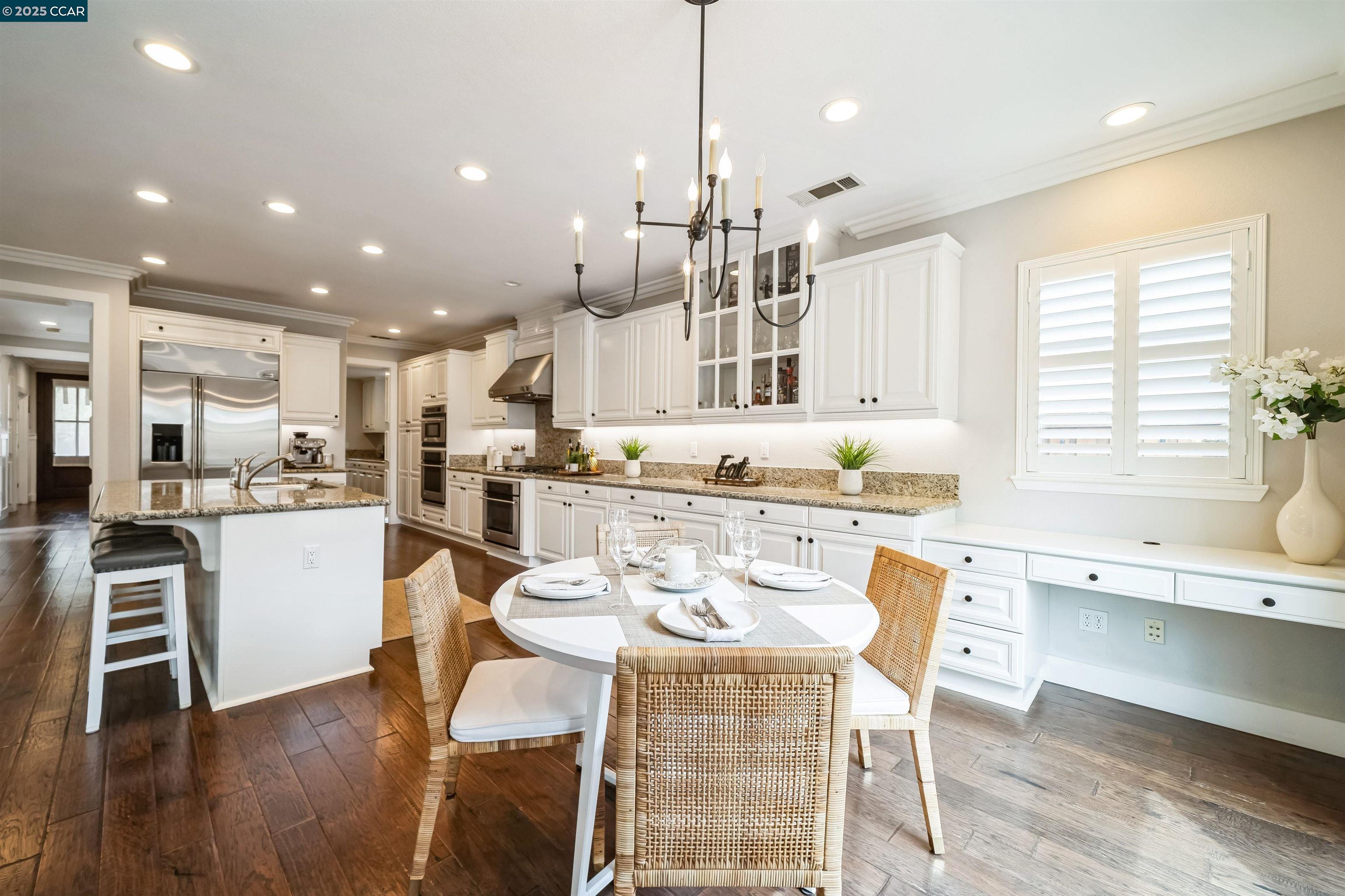 Detail Gallery Image 9 of 32 For 2261 Genoa St, Danville,  CA 94506 - 5 Beds | 3 Baths