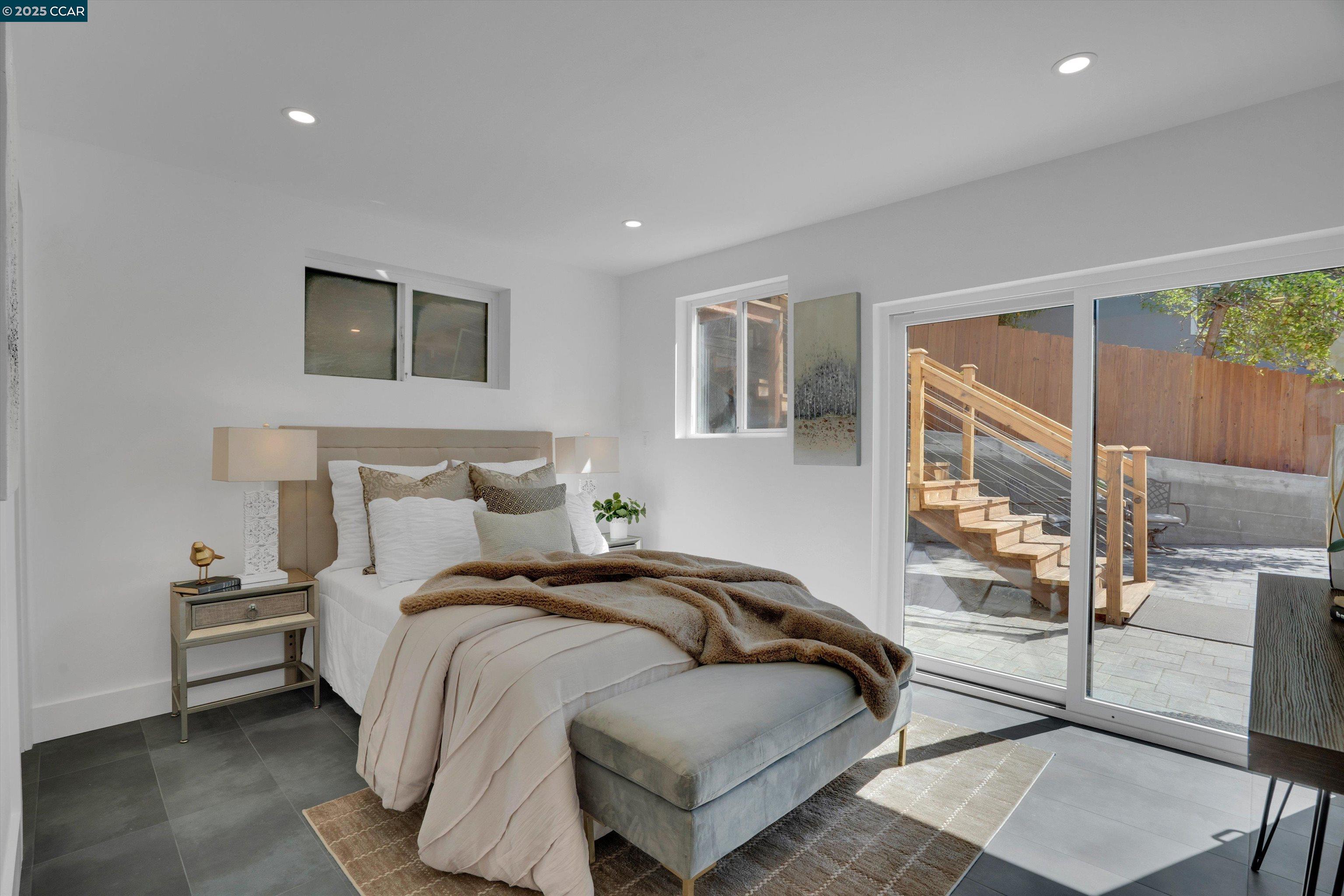 Detail Gallery Image 13 of 49 For 795 Canyon Rd, Redwood City,  CA 94062 - 4 Beds | 3 Baths