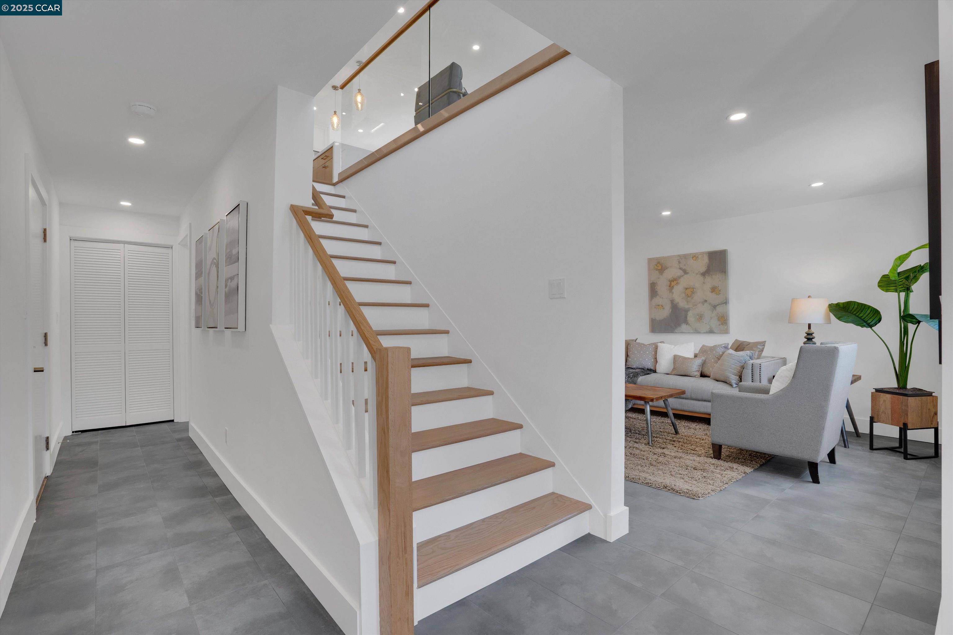 Detail Gallery Image 15 of 49 For 795 Canyon Rd, Redwood City,  CA 94062 - 4 Beds | 3 Baths