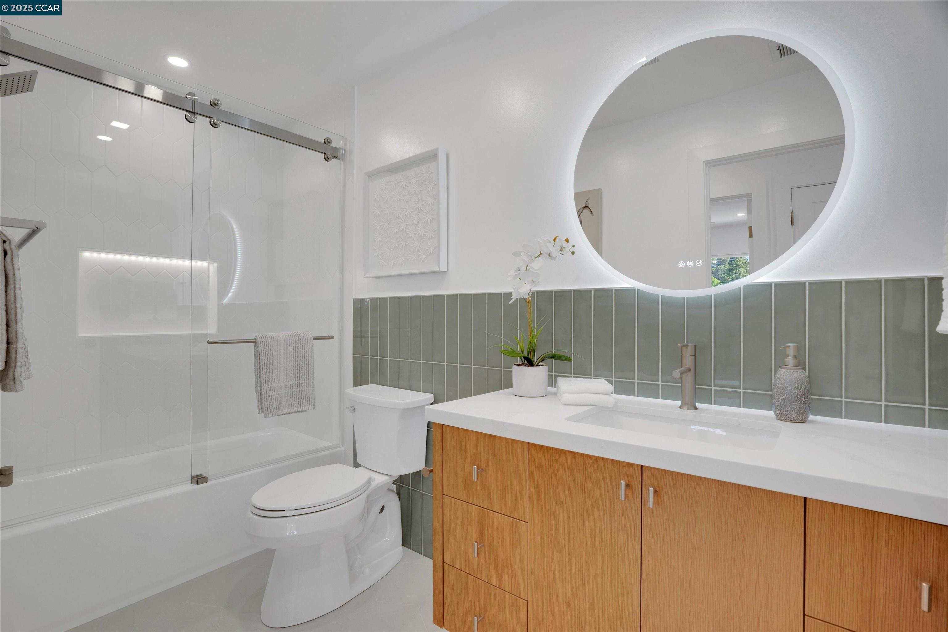Detail Gallery Image 24 of 49 For 795 Canyon Rd, Redwood City,  CA 94062 - 4 Beds | 3 Baths