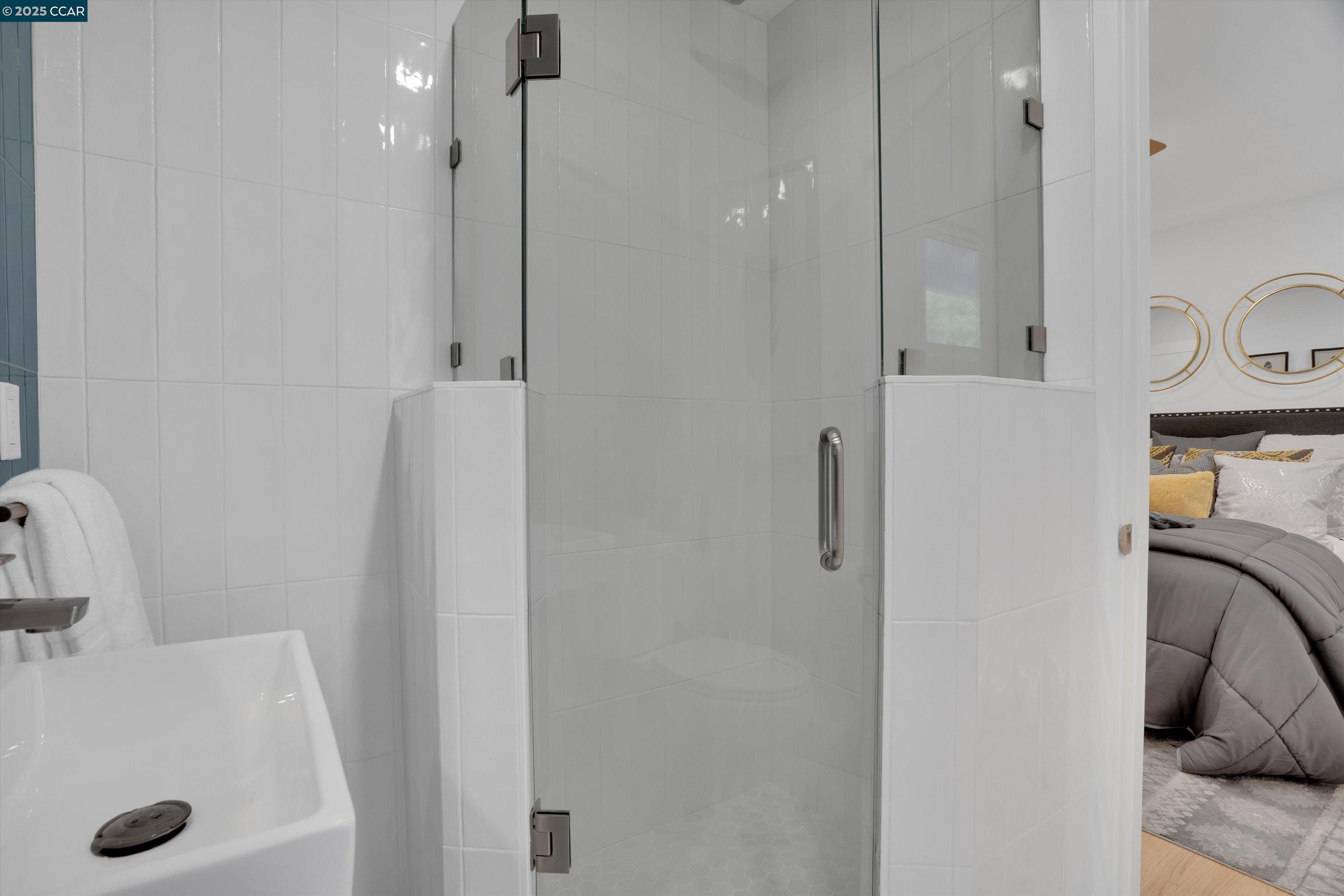 Detail Gallery Image 29 of 49 For 795 Canyon Rd, Redwood City,  CA 94062 - 4 Beds | 3 Baths