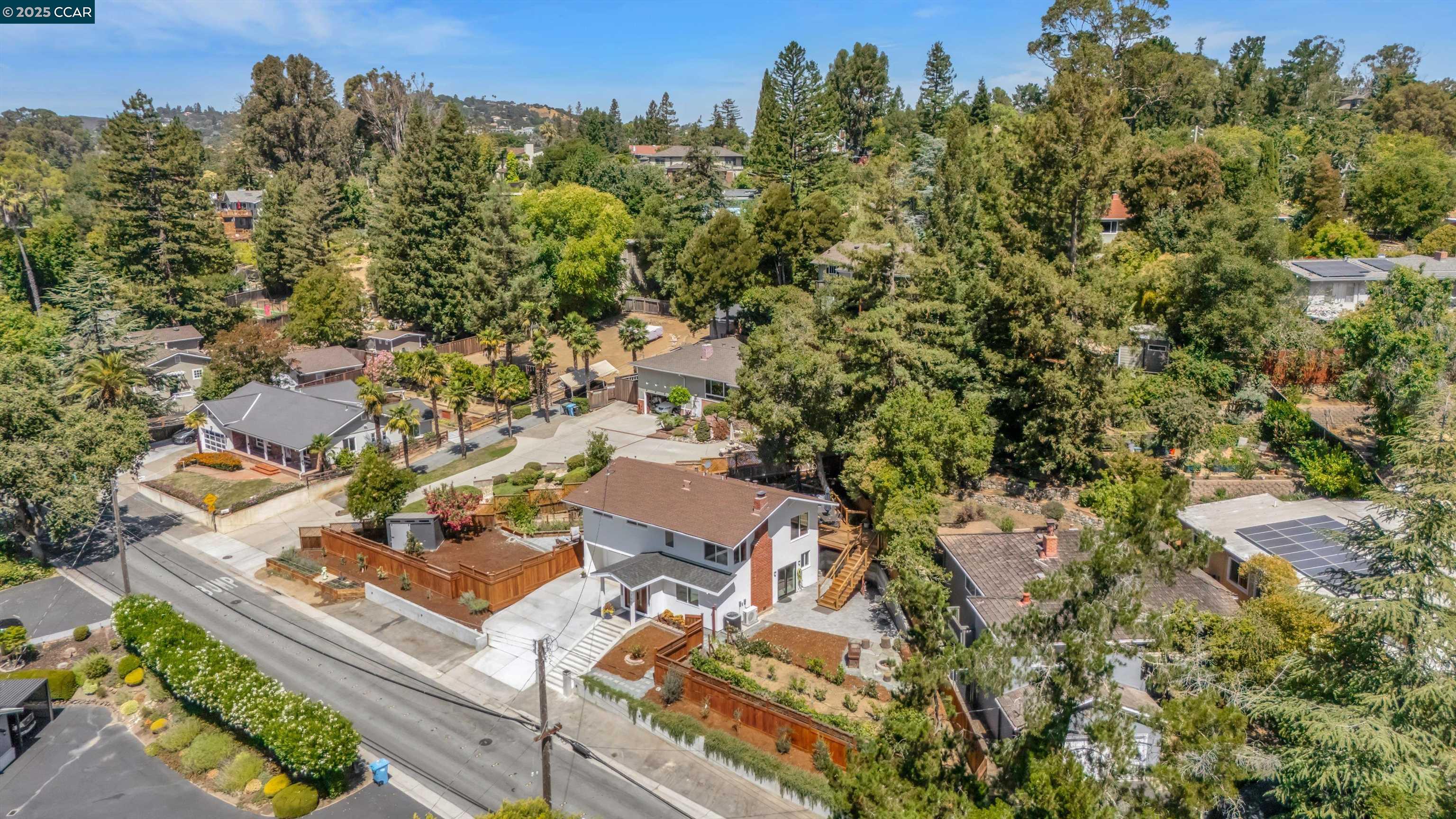 Detail Gallery Image 44 of 49 For 795 Canyon Rd, Redwood City,  CA 94062 - 4 Beds | 3 Baths
