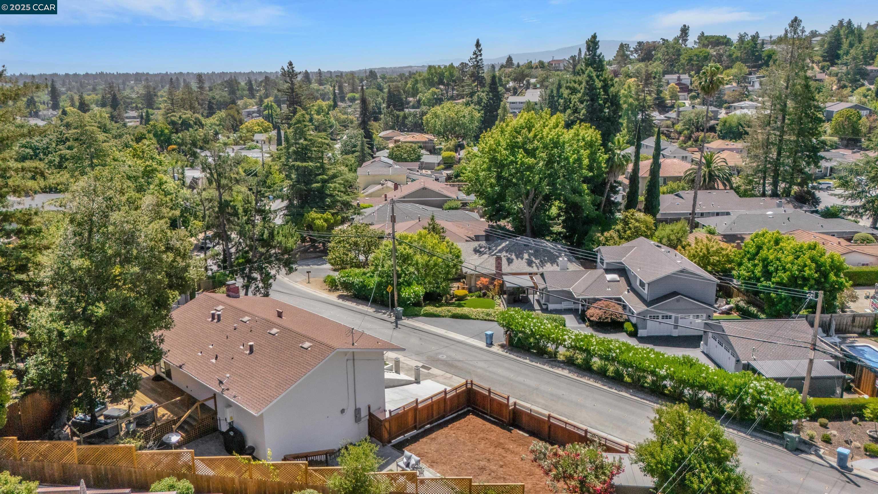 Detail Gallery Image 46 of 49 For 795 Canyon Rd, Redwood City,  CA 94062 - 4 Beds | 3 Baths