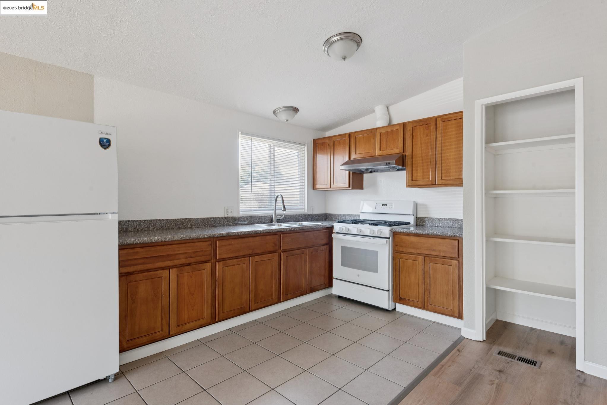 Detail Gallery Image 33 of 50 For 2455 89th Ave, Oakland,  CA 94605 - – Beds | – Baths