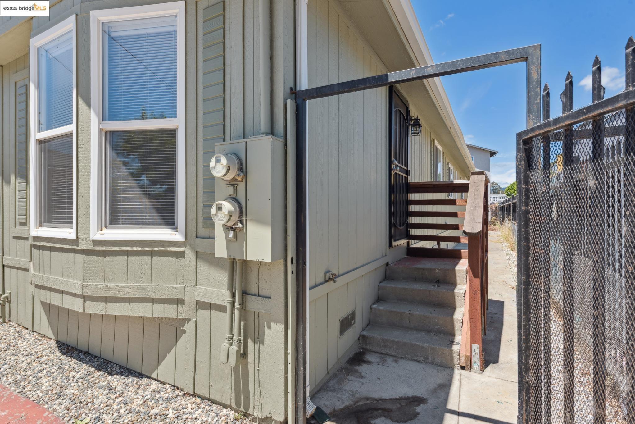 Detail Gallery Image 5 of 50 For 2455 89th Ave, Oakland,  CA 94605 - – Beds | – Baths