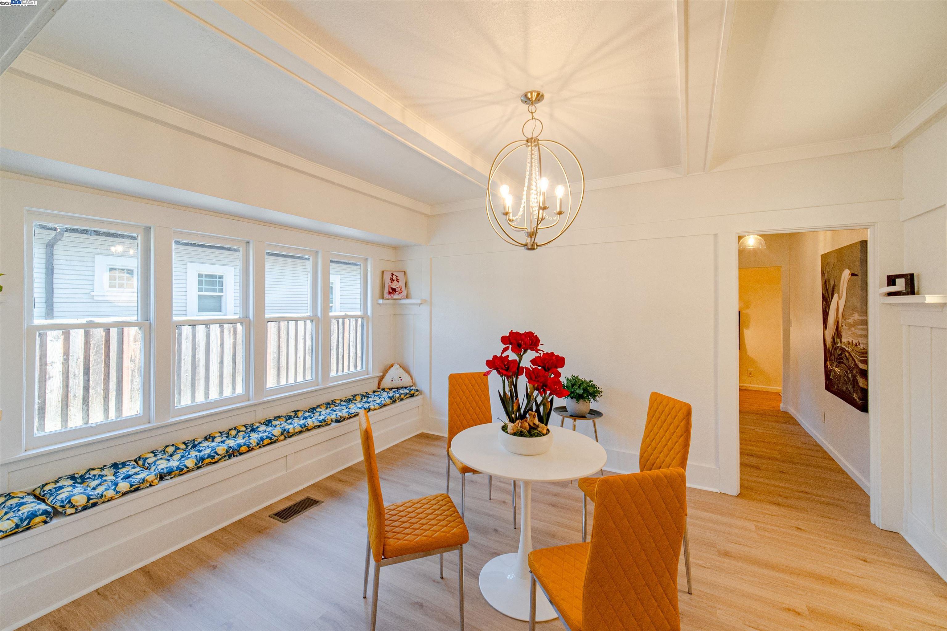 Detail Gallery Image 5 of 35 For 789 S 12th St, San Jose,  CA 95112 - 5 Beds | 2 Baths