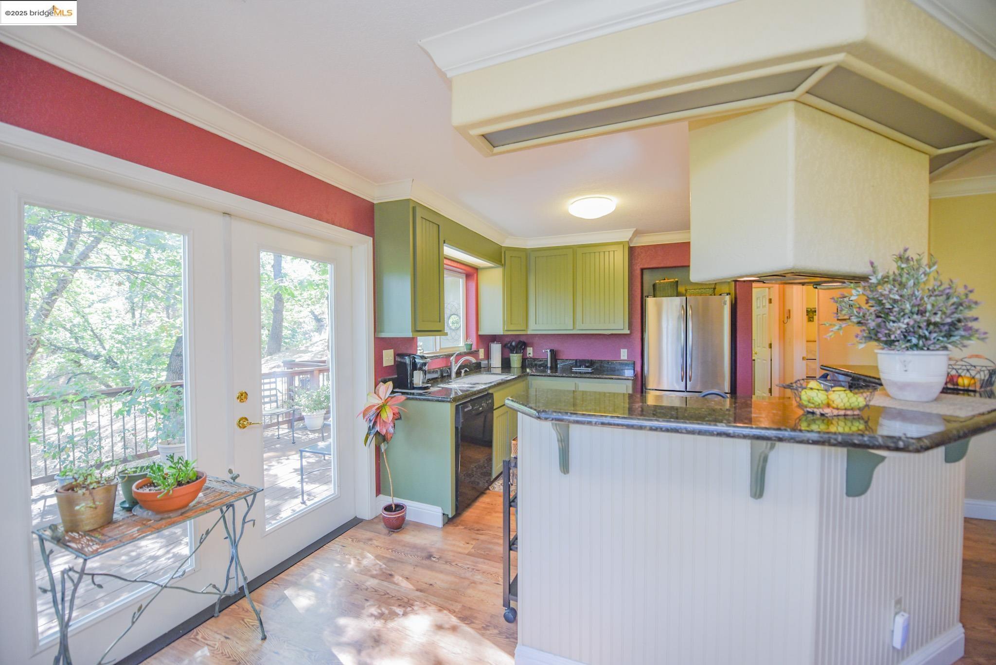 Detail Gallery Image 14 of 53 For 21169 Crystal Falls Drive, Sonora,  CA 95370 - 3 Beds | 2/1 Baths