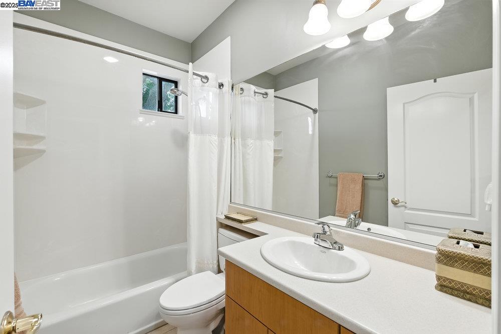 Detail Gallery Image 11 of 60 For 21798 Independent School Rd, Castro Valley,  CA 94552 - – Beds | – Baths