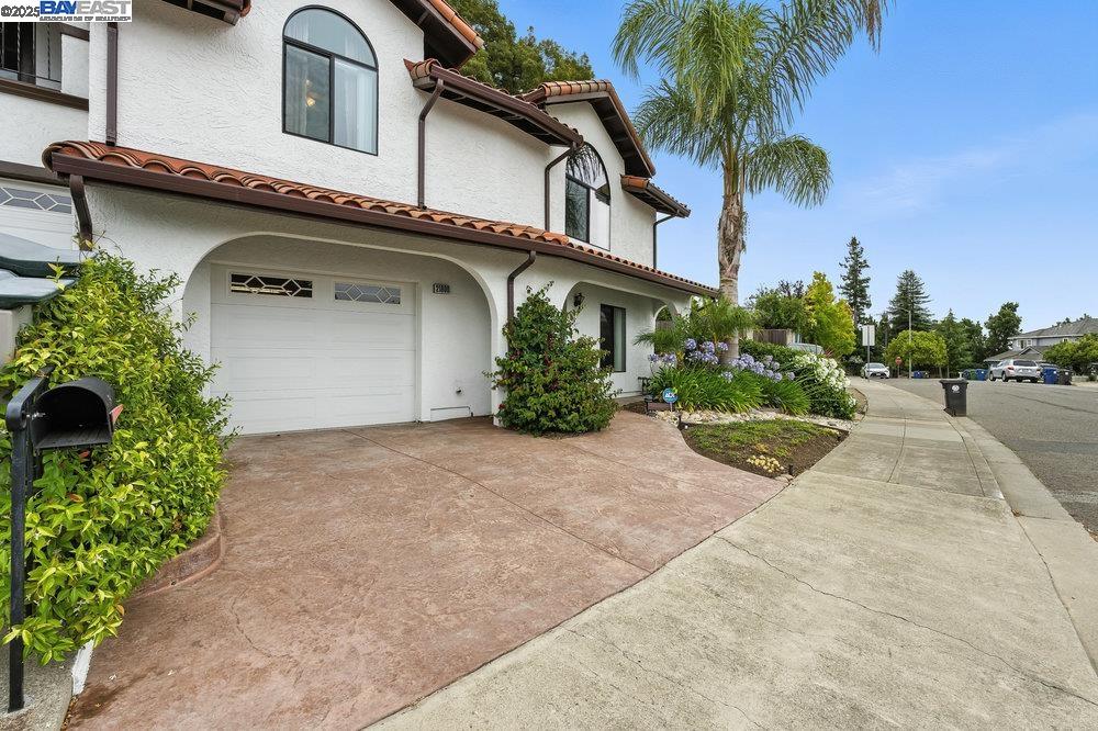 Detail Gallery Image 3 of 60 For 21798 Independent School Rd, Castro Valley,  CA 94552 - – Beds | – Baths