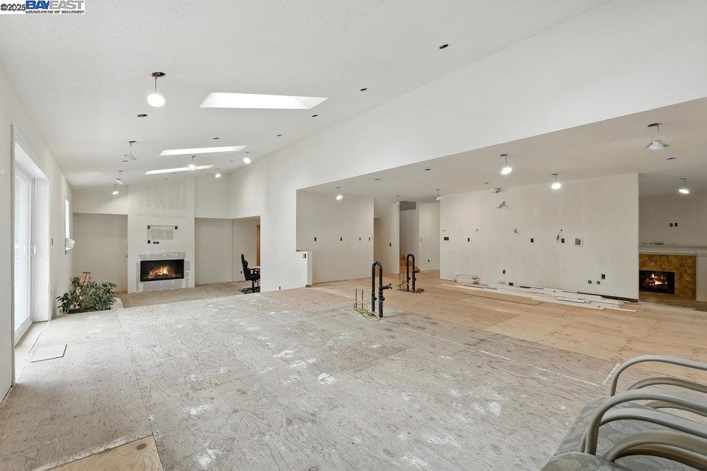 Detail Gallery Image 23 of 60 For 21798 Independent School Rd, Castro Valley,  CA 94552 - – Beds | – Baths