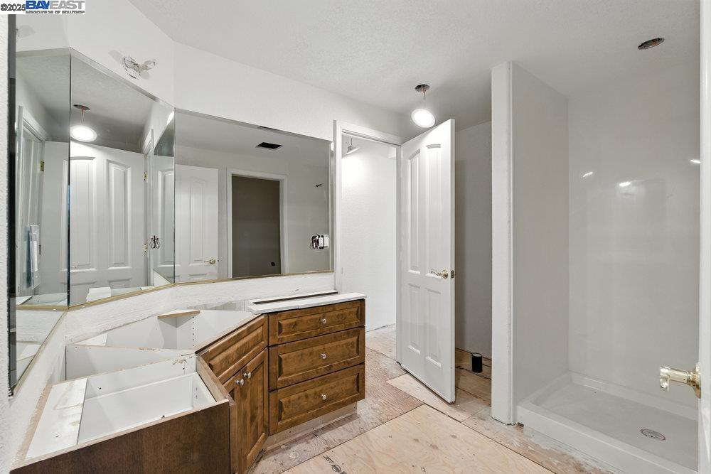 Detail Gallery Image 32 of 60 For 21798 Independent School Rd, Castro Valley,  CA 94552 - – Beds | – Baths