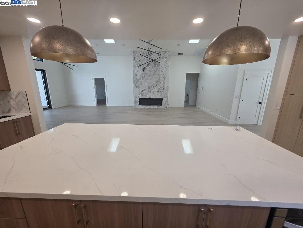 Detail Gallery Image 15 of 45 For 160 via Del Sol, Walnut Creek,  CA 94597 - 5 Beds | 3/1 Baths