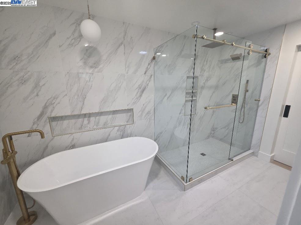 Detail Gallery Image 16 of 45 For 160 via Del Sol, Walnut Creek,  CA 94597 - 5 Beds | 3/1 Baths