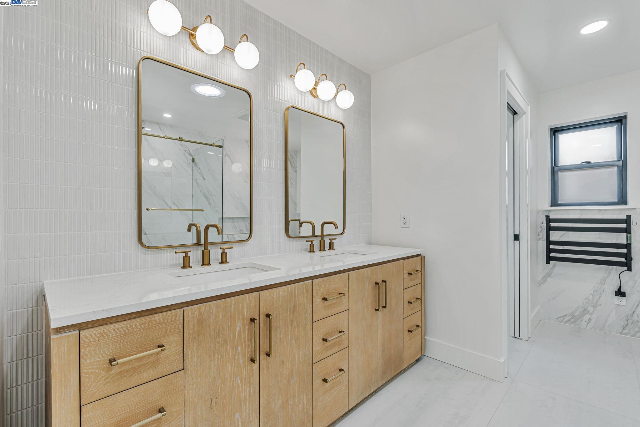 Detail Gallery Image 19 of 45 For 160 via Del Sol, Walnut Creek,  CA 94597 - 5 Beds | 3/1 Baths