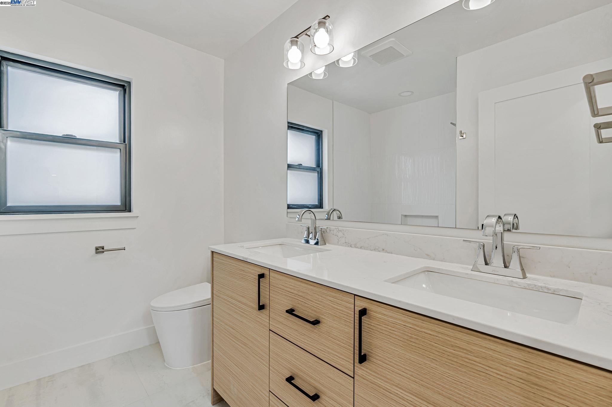 Detail Gallery Image 25 of 45 For 160 via Del Sol, Walnut Creek,  CA 94597 - 5 Beds | 3/1 Baths
