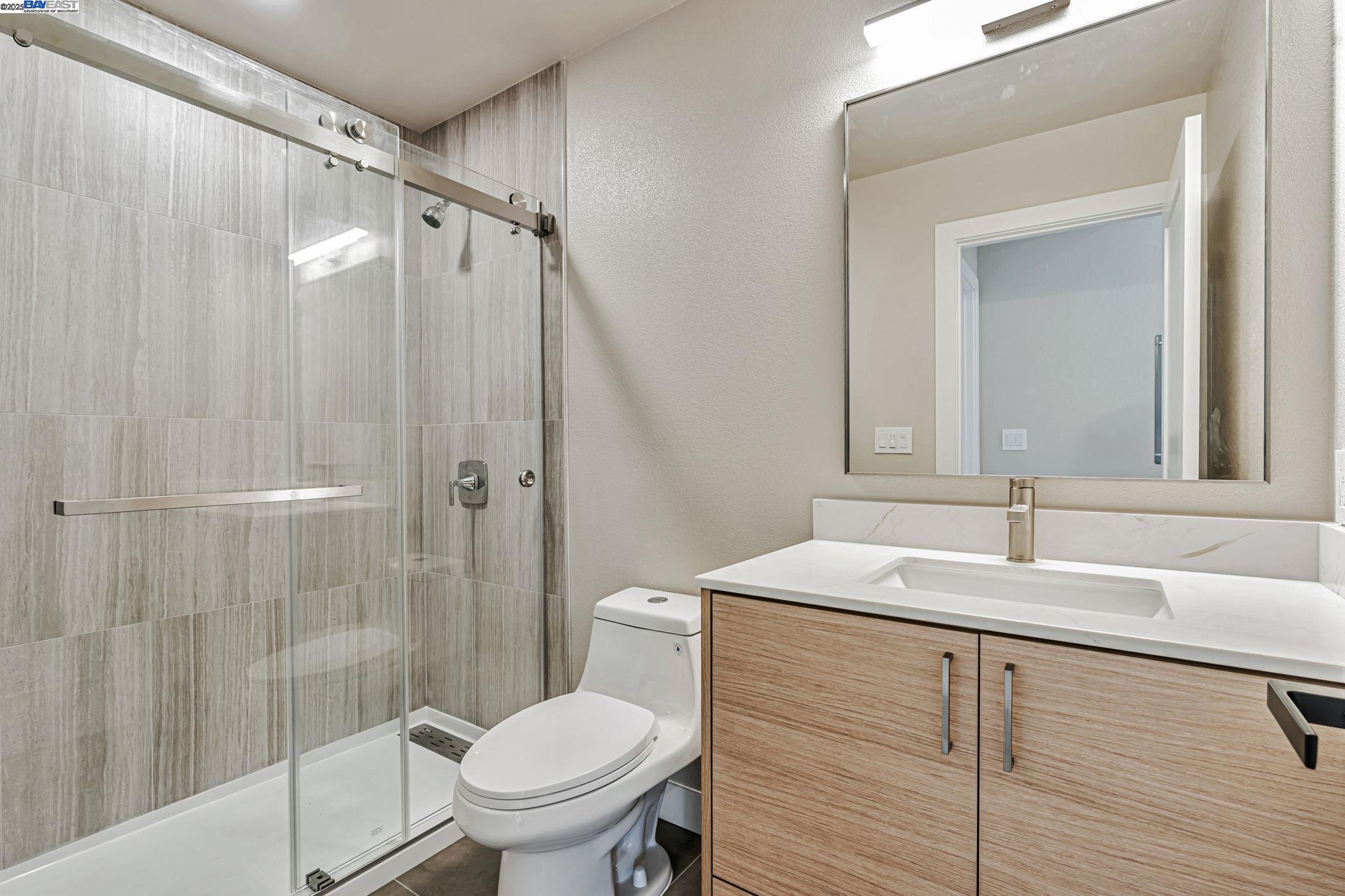 Detail Gallery Image 36 of 45 For 160 via Del Sol, Walnut Creek,  CA 94597 - 5 Beds | 3/1 Baths