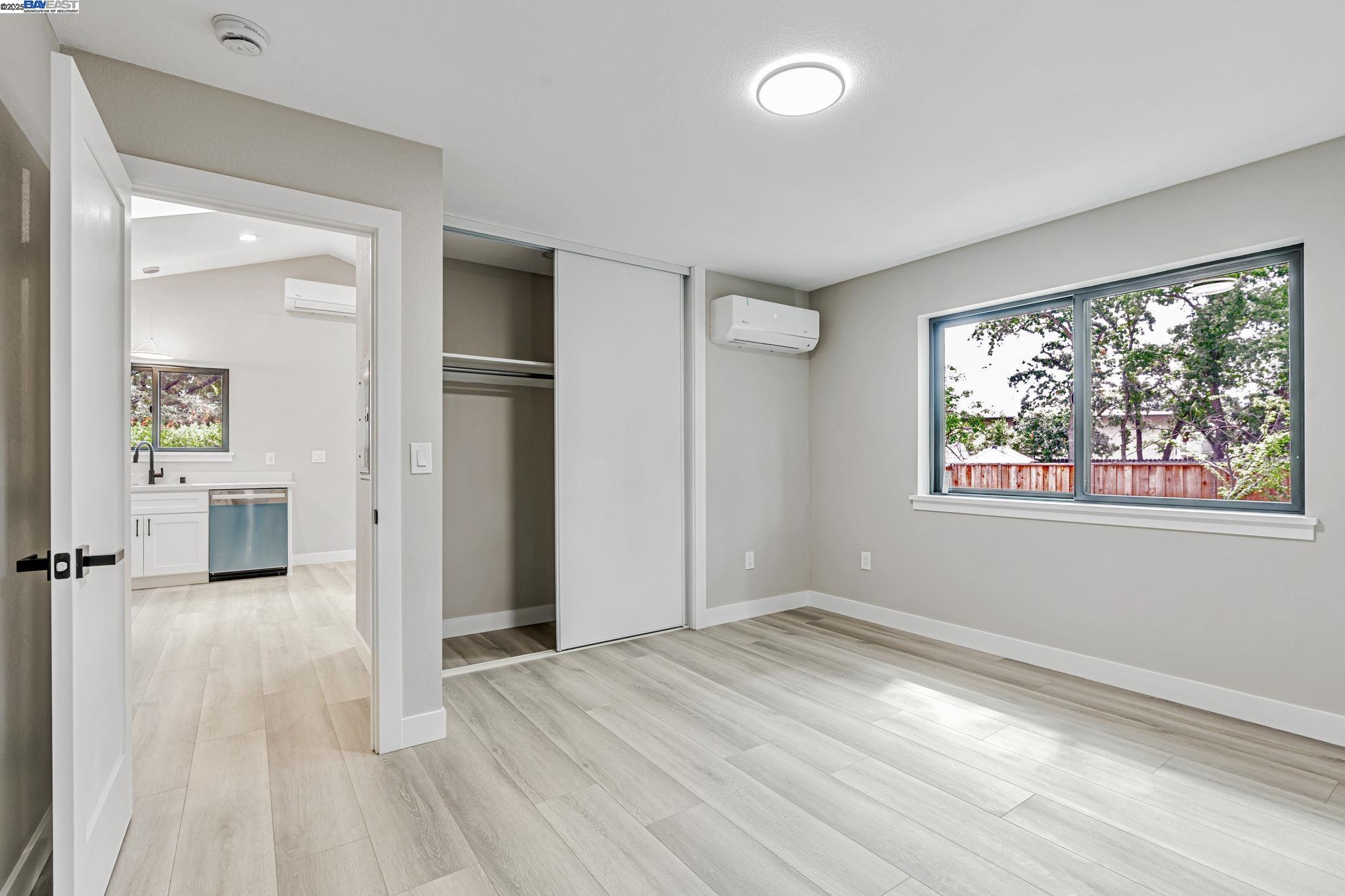 Detail Gallery Image 37 of 45 For 160 via Del Sol, Walnut Creek,  CA 94597 - 5 Beds | 3/1 Baths