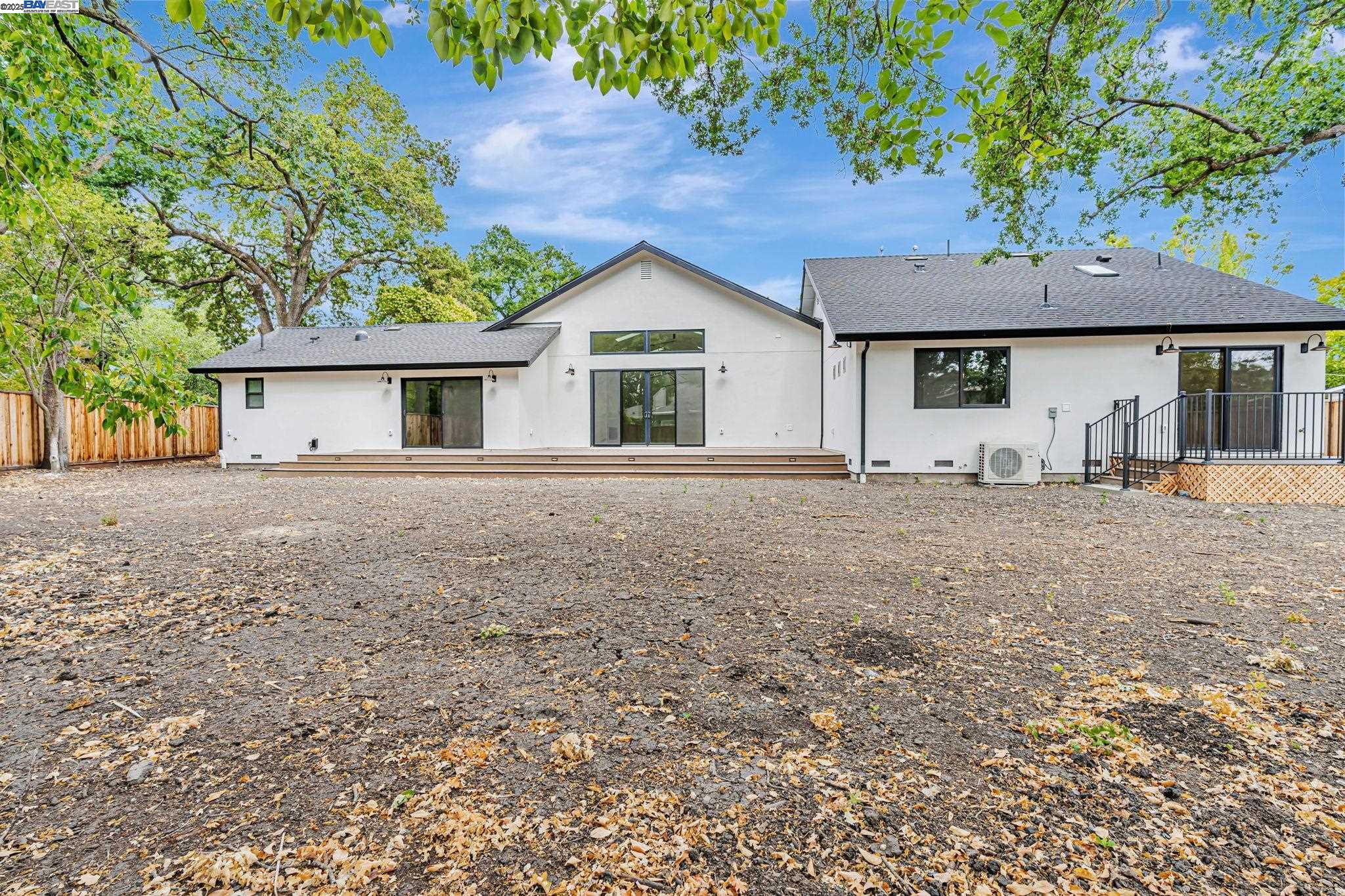 Detail Gallery Image 46 of 49 For 160 via Del Sol, Walnut Creek,  CA 94597 - 5 Beds | 3/1 Baths