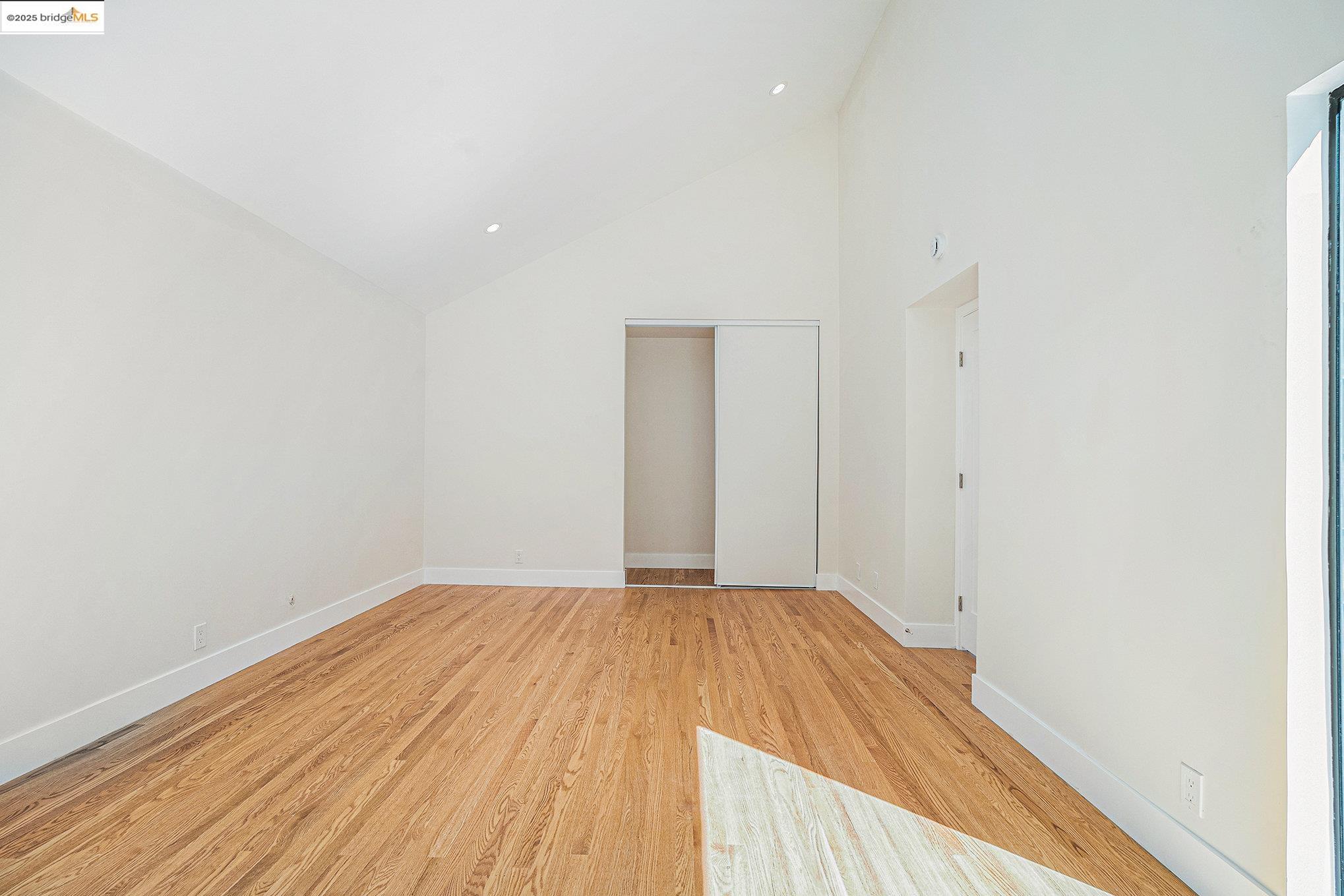 Detail Gallery Image 29 of 41 For 218 the Knoll, Orinda,  CA 94563 - 3 Beds | 3 Baths