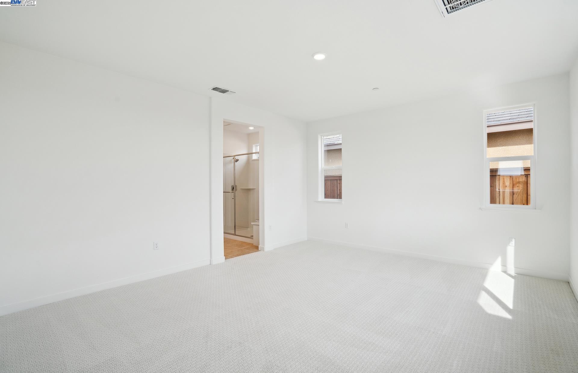 Detail Gallery Image 12 of 29 For 17886 Brightwood Avenue, Lathrop,  CA 95330 - 2 Beds | 2 Baths