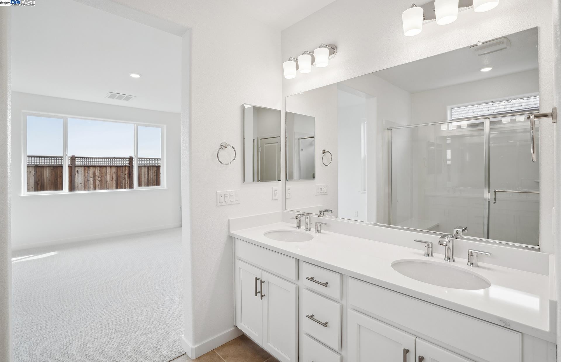 Detail Gallery Image 20 of 29 For 17886 Brightwood Avenue, Lathrop,  CA 95330 - 2 Beds | 2 Baths