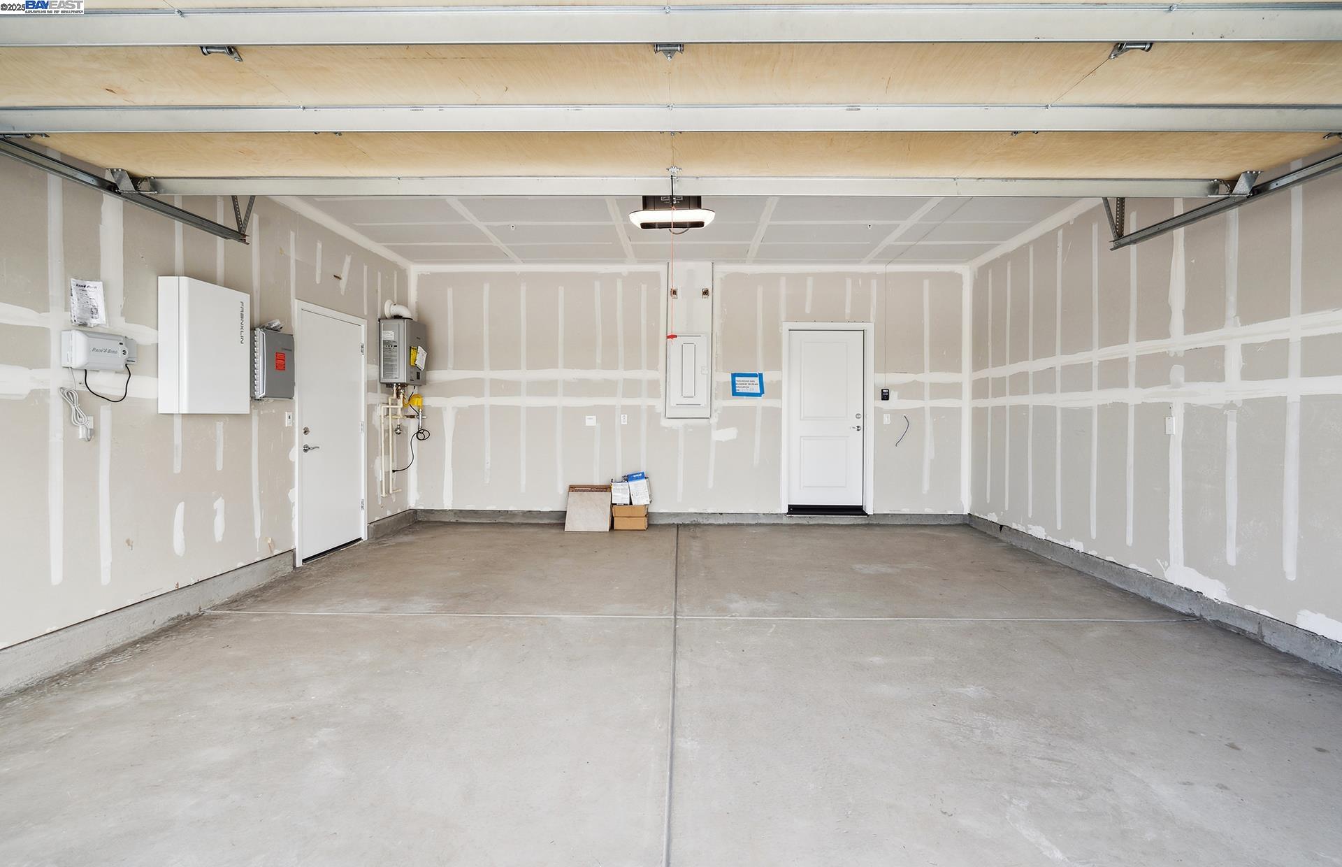 Detail Gallery Image 28 of 29 For 17886 Brightwood Avenue, Lathrop,  CA 95330 - 2 Beds | 2 Baths