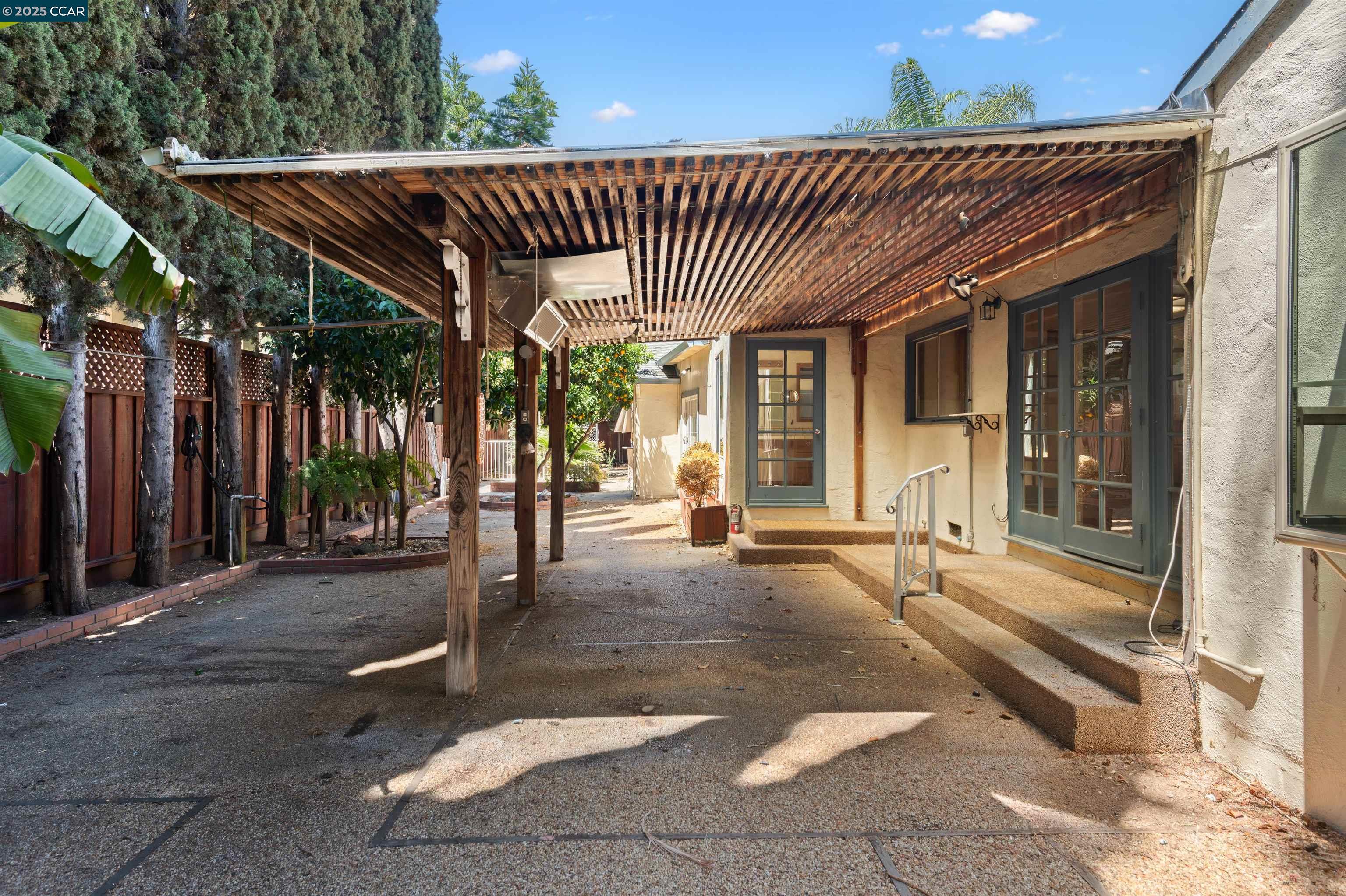 Detail Gallery Image 12 of 32 For 761 Union Ave, Campbell,  CA 95008 - 2 Beds | 2 Baths