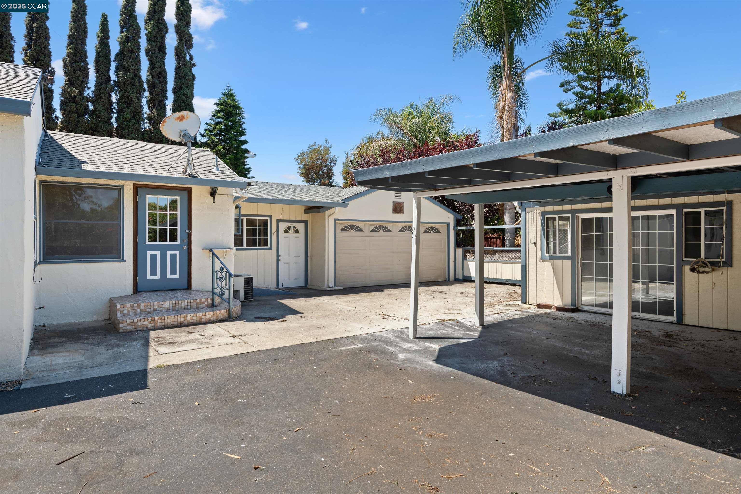 Detail Gallery Image 7 of 32 For 761 Union Ave, Campbell,  CA 95008 - 2 Beds | 2 Baths