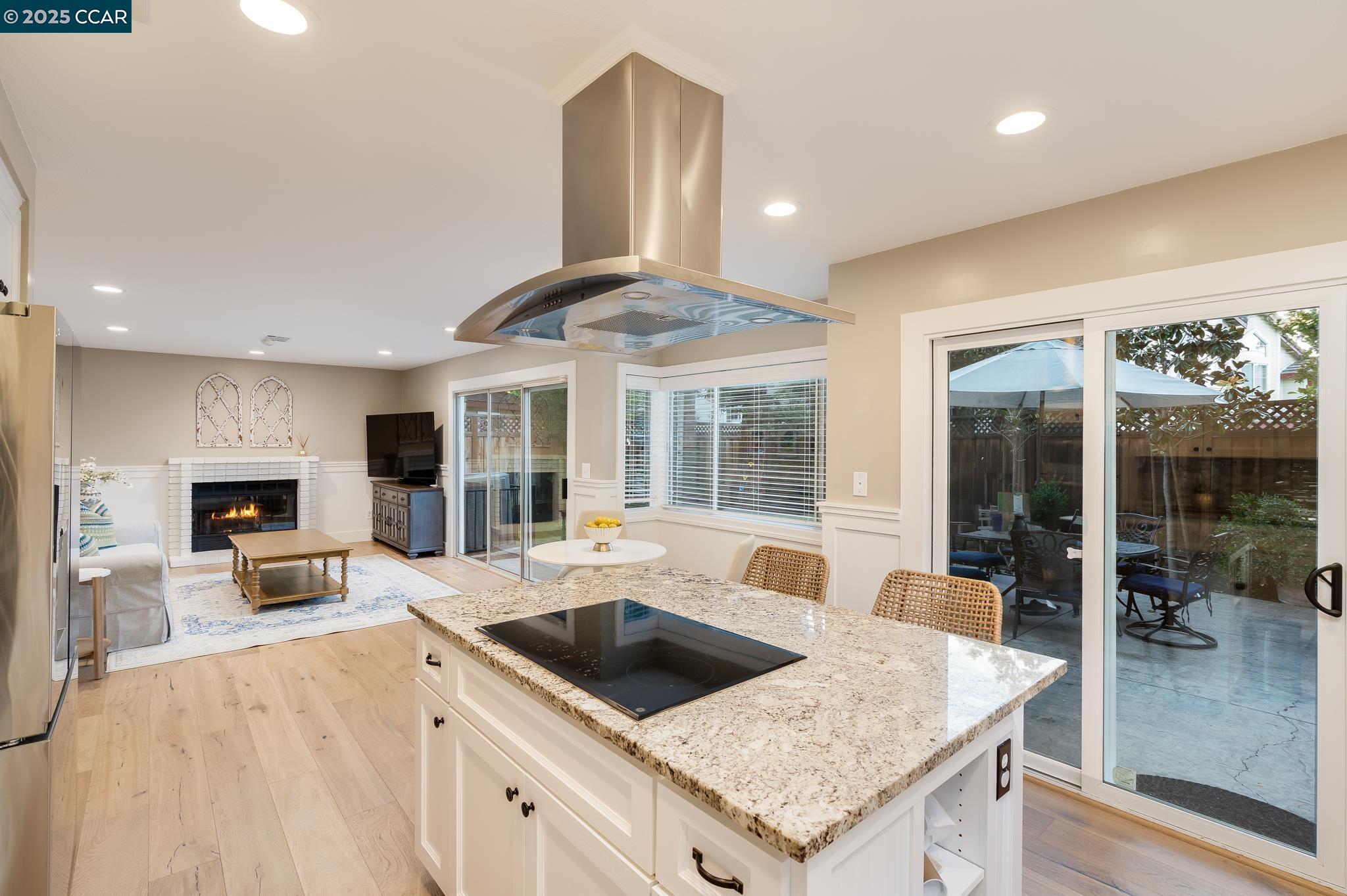 Detail Gallery Image 13 of 35 For 200 Hat Creek Ct, San Ramon,  CA 94582 - 4 Beds | 3 Baths