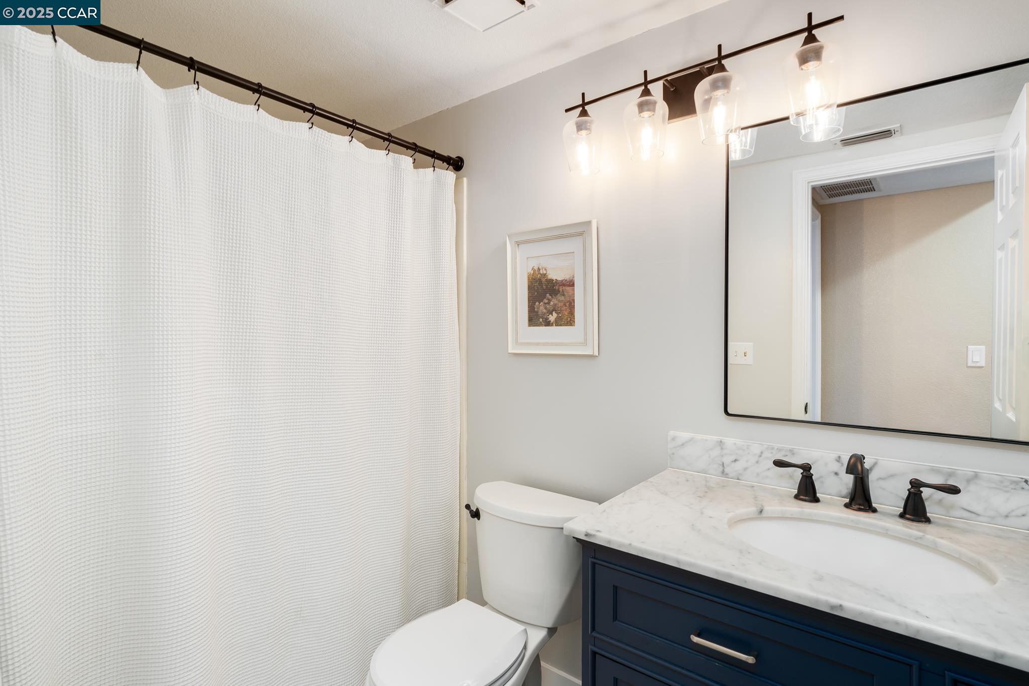 Detail Gallery Image 17 of 35 For 200 Hat Creek Ct, San Ramon,  CA 94582 - 4 Beds | 3 Baths