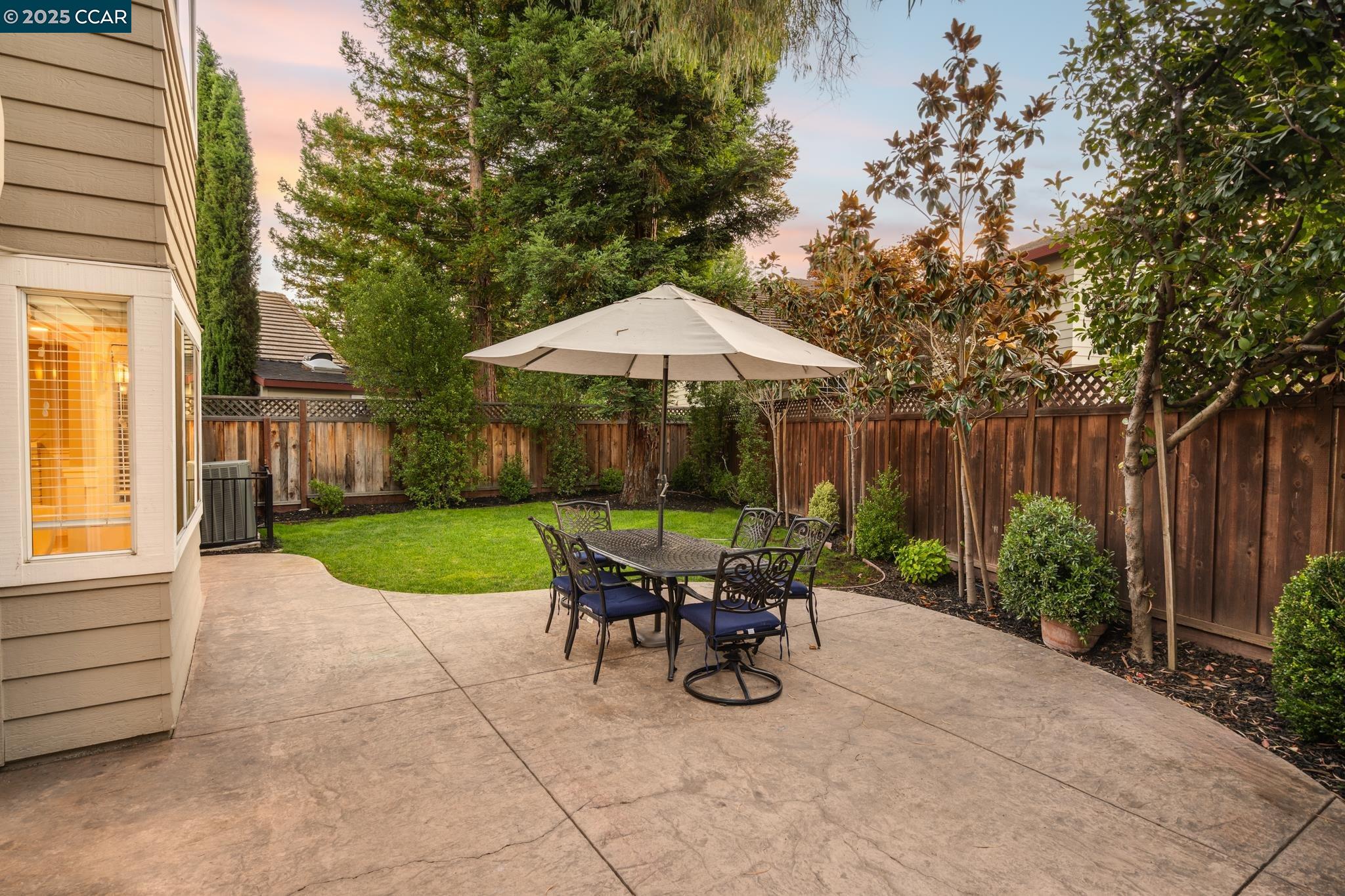 Detail Gallery Image 32 of 35 For 200 Hat Creek Ct, San Ramon,  CA 94582 - 4 Beds | 3 Baths