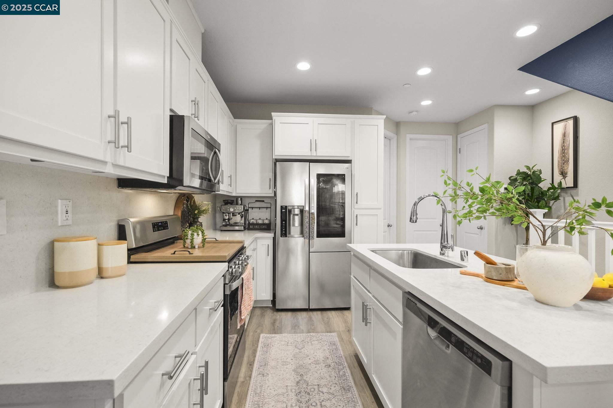 Photo #11: 41105976 Listing: Photo #11