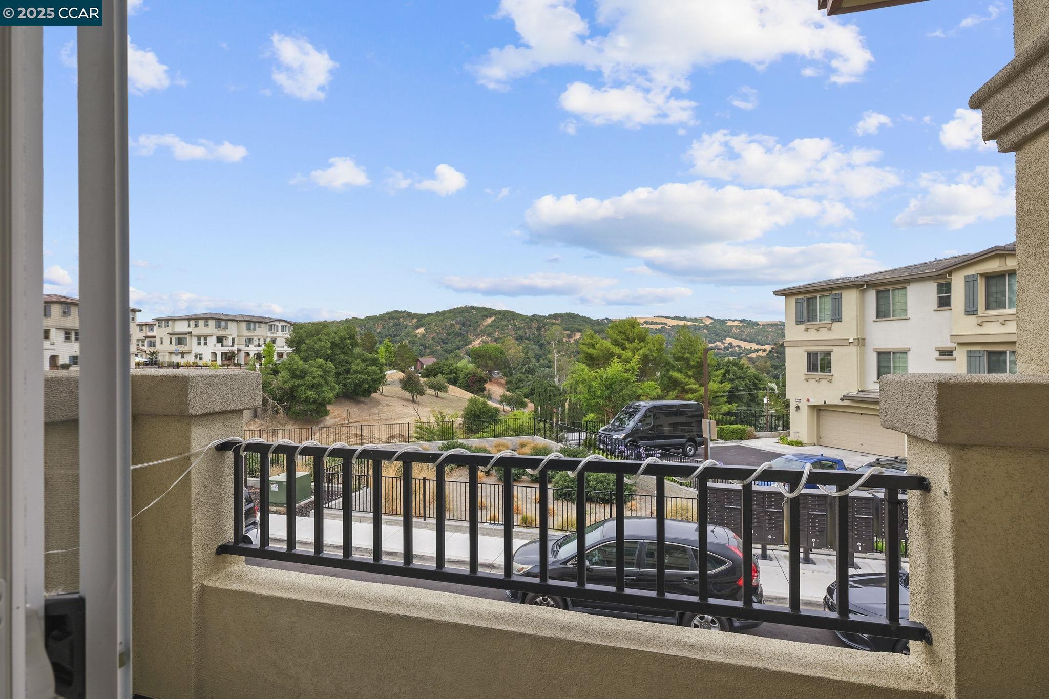 Photo #5: 41105976 Listing 