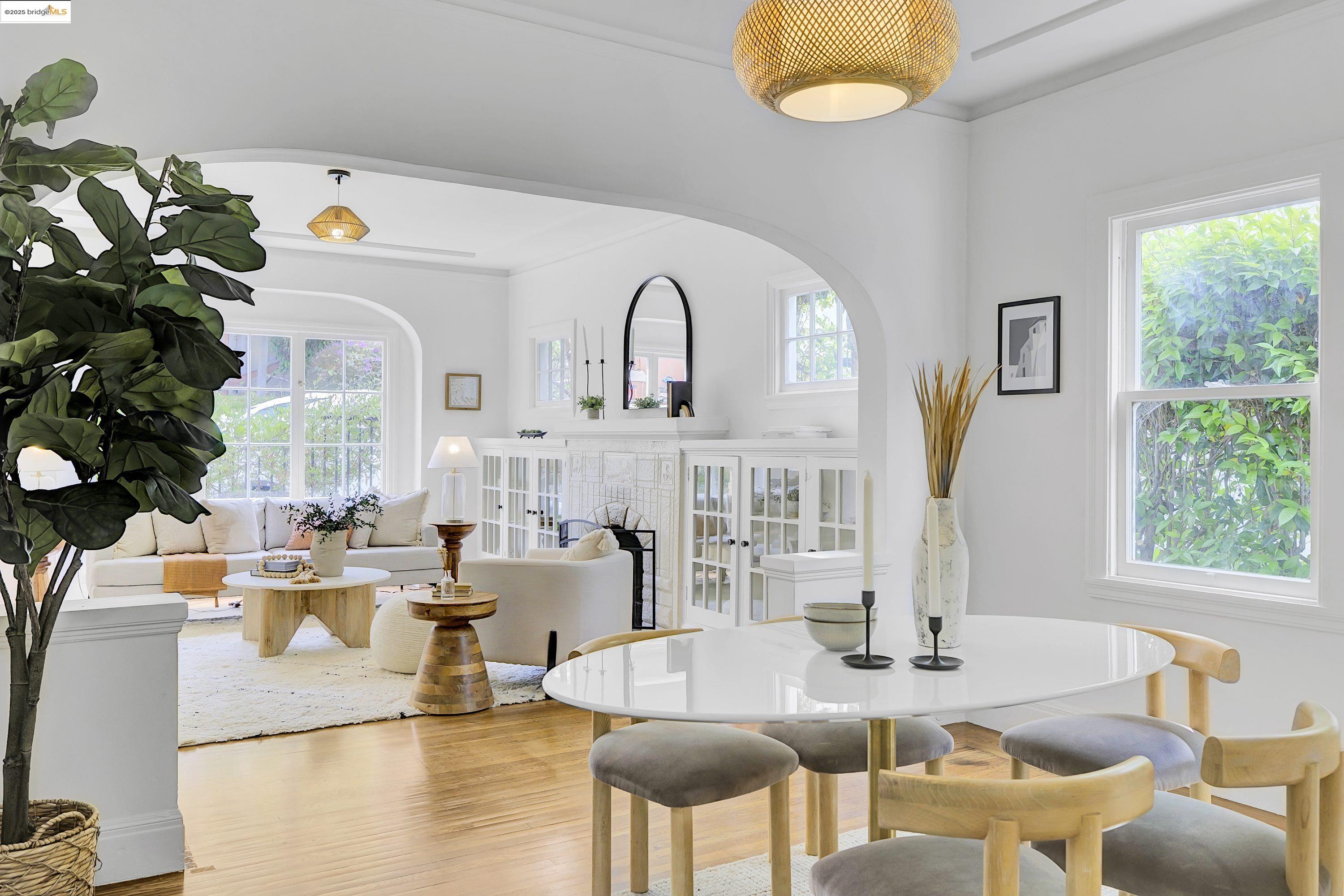 Photo #5: 41105977 Listing 