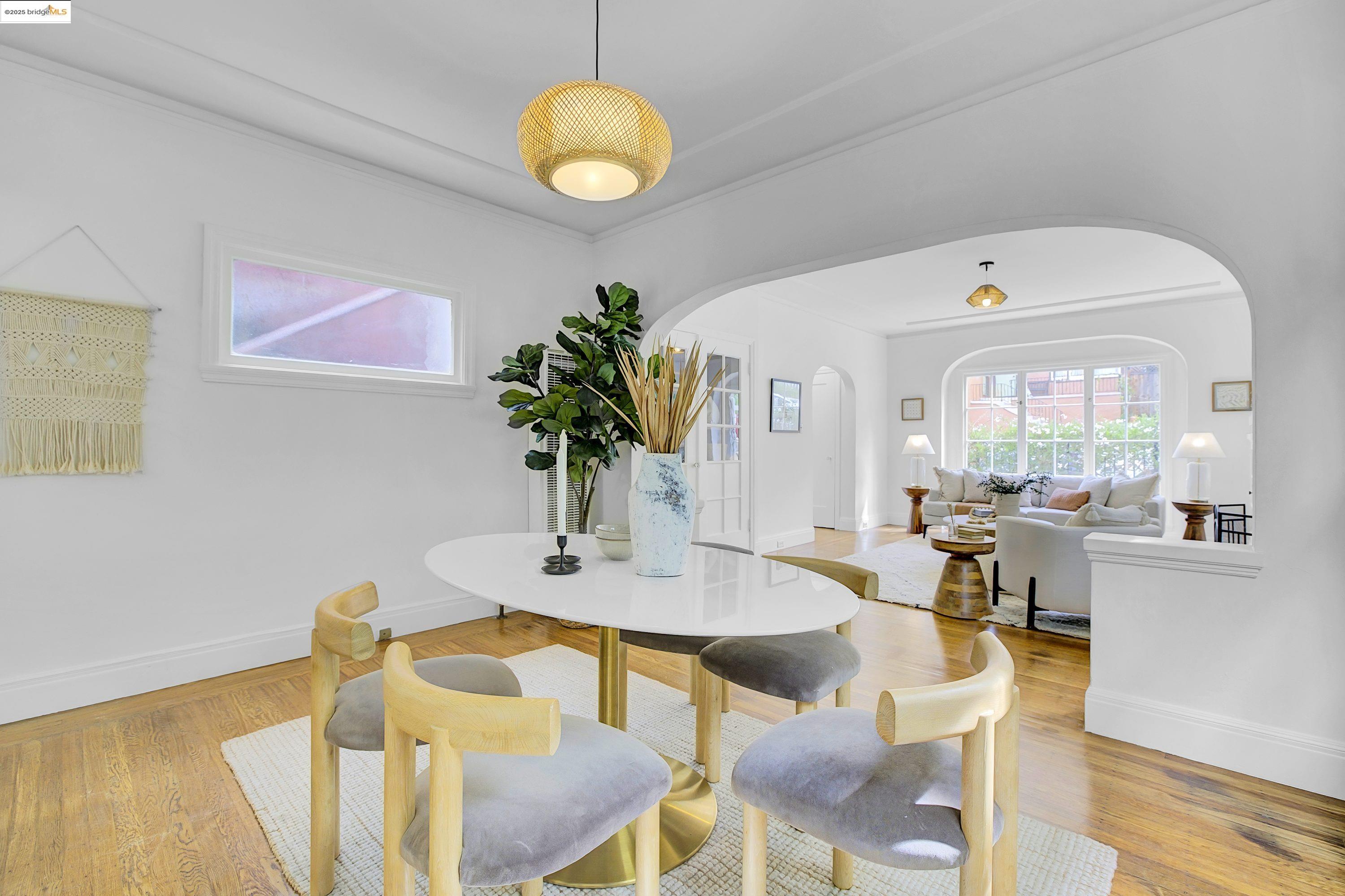 Photo #6: 41105977 Listing 