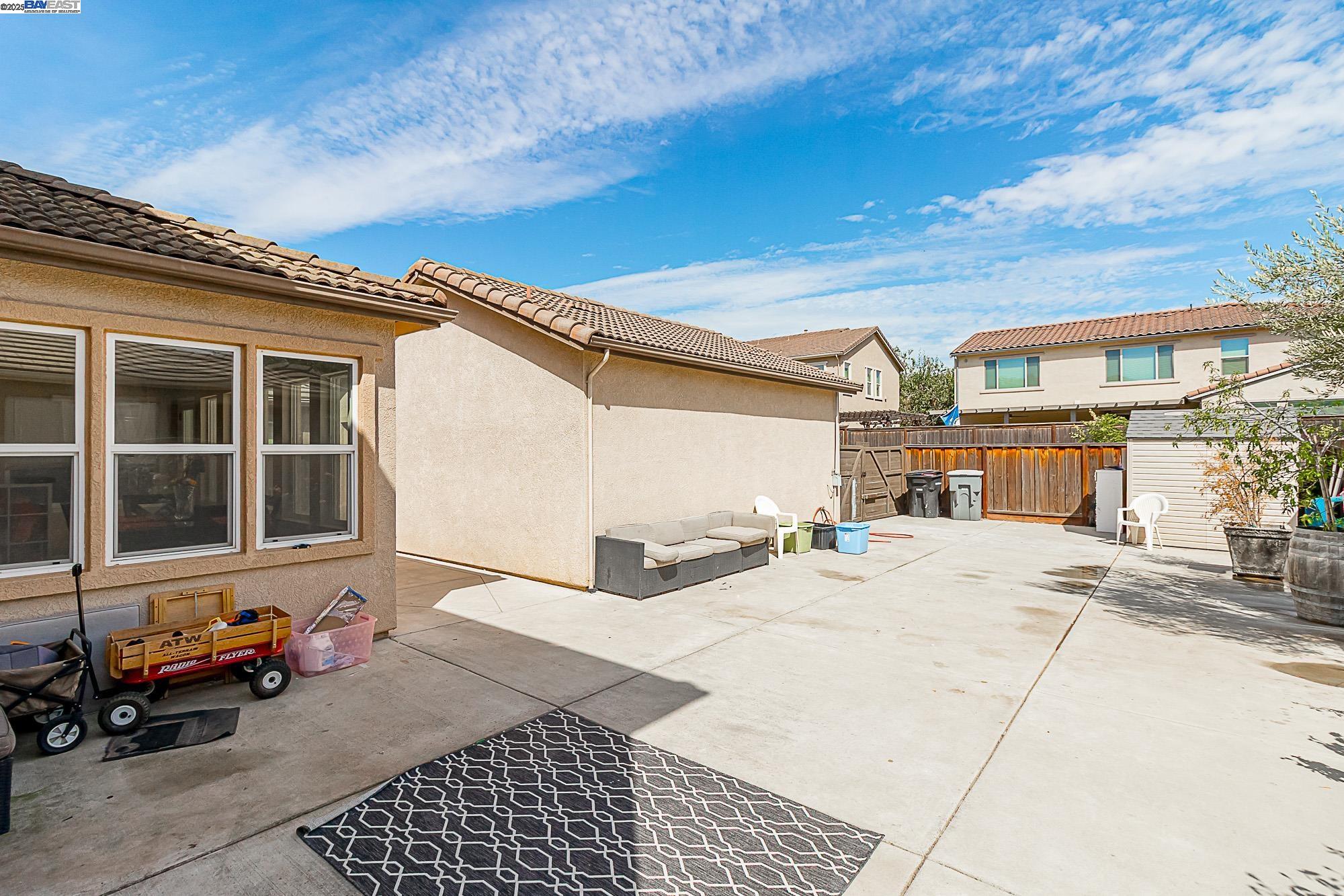 Detail Gallery Image 35 of 37 For 2376 Shire Way, Oakdale,  CA 95361 - 5 Beds | 3 Baths