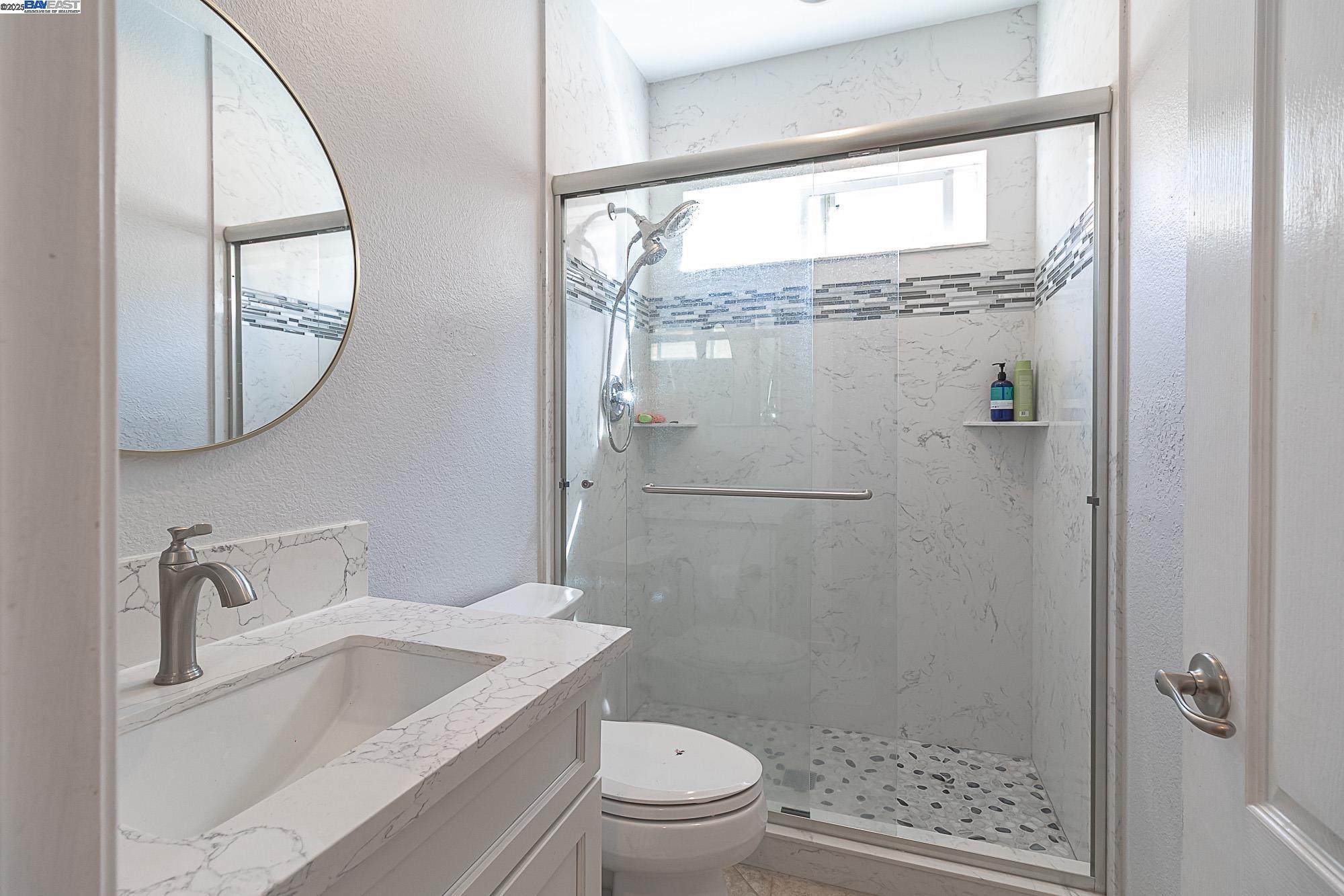 Detail Gallery Image 8 of 37 For 2376 Shire Way, Oakdale,  CA 95361 - 5 Beds | 3 Baths