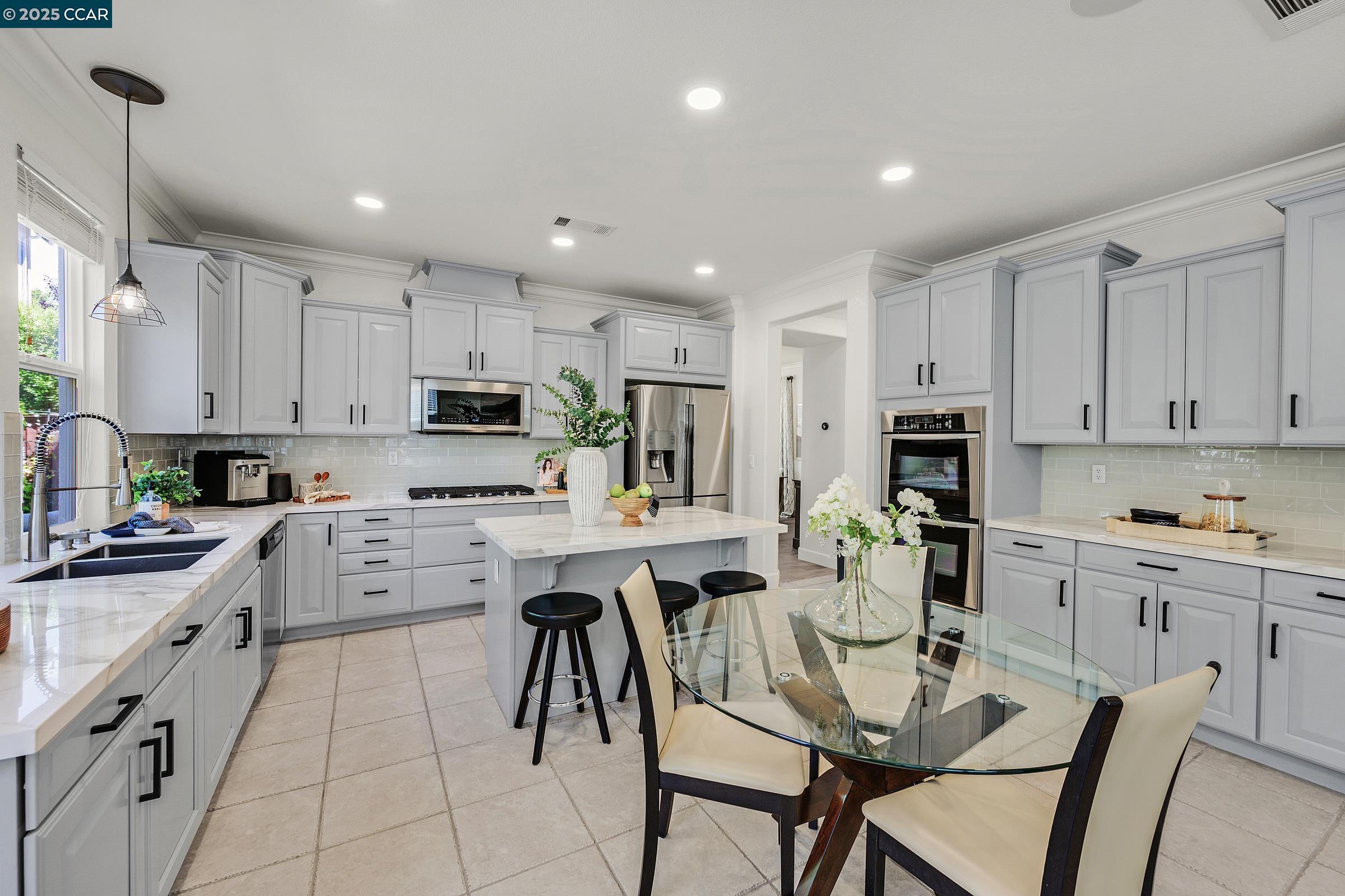Detail Gallery Image 20 of 56 For 149 Nanterre St, Danville,  CA 94506 - 5 Beds | 4/1 Baths