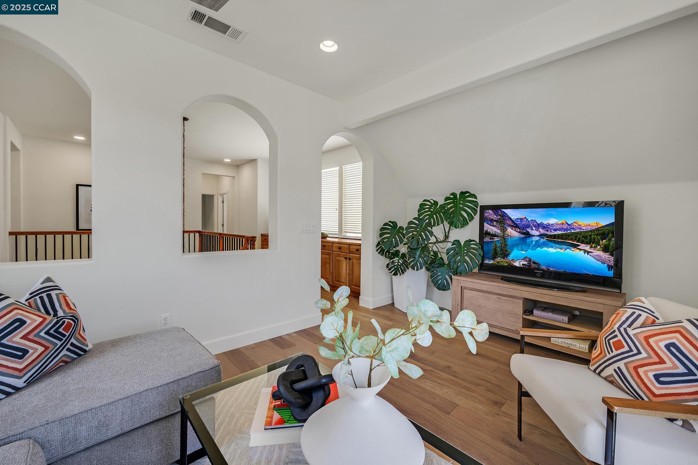 Detail Gallery Image 30 of 56 For 149 Nanterre St, Danville,  CA 94506 - 5 Beds | 4/1 Baths