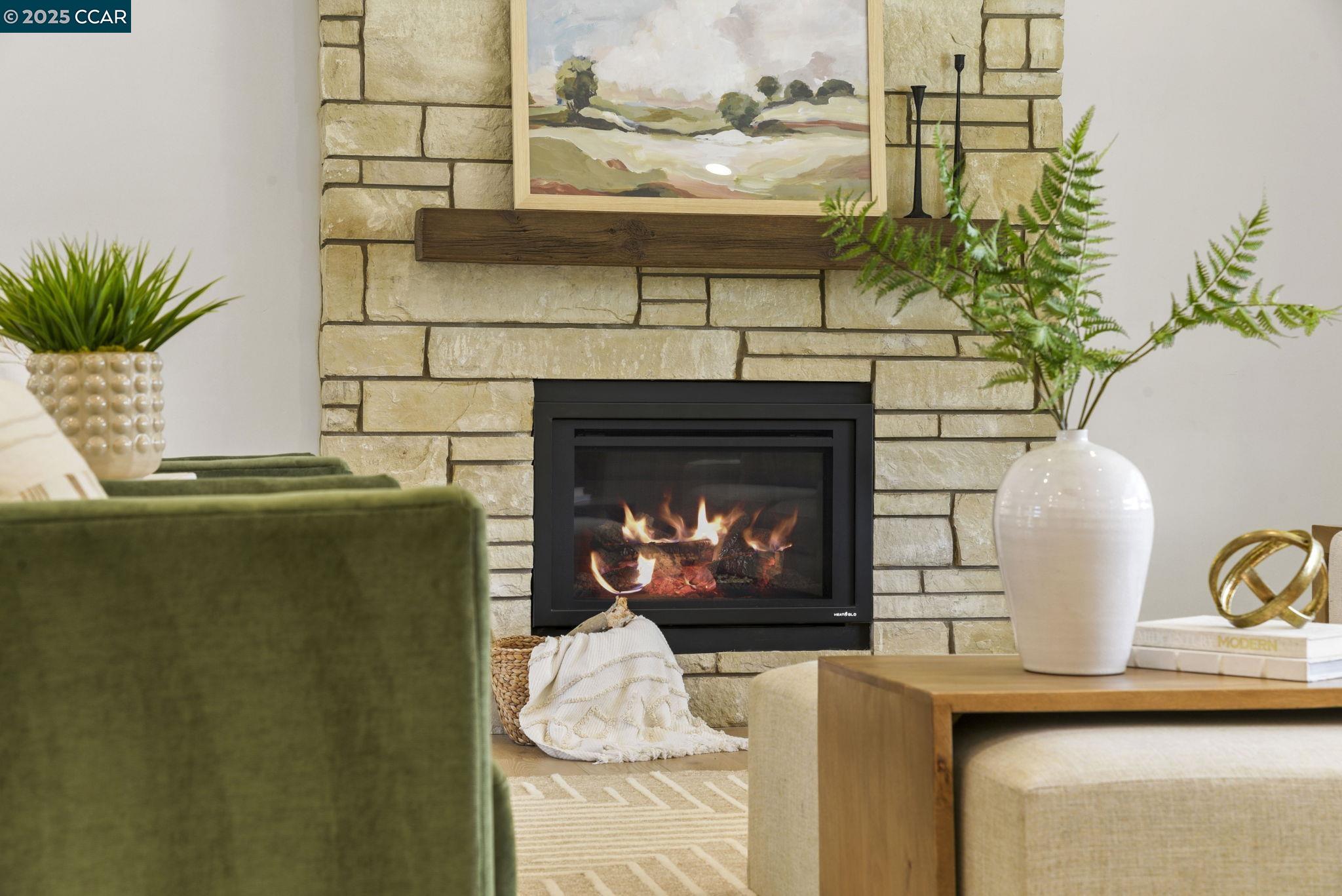 Detail Gallery Image 14 of 58 For 3715 Liscome Way, Concord,  CA 94518 - 4 Beds | 2/1 Baths