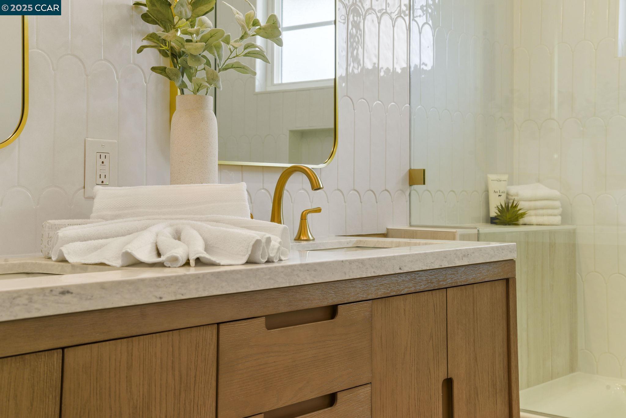 Detail Gallery Image 39 of 58 For 3715 Liscome Way, Concord,  CA 94518 - 4 Beds | 2/1 Baths