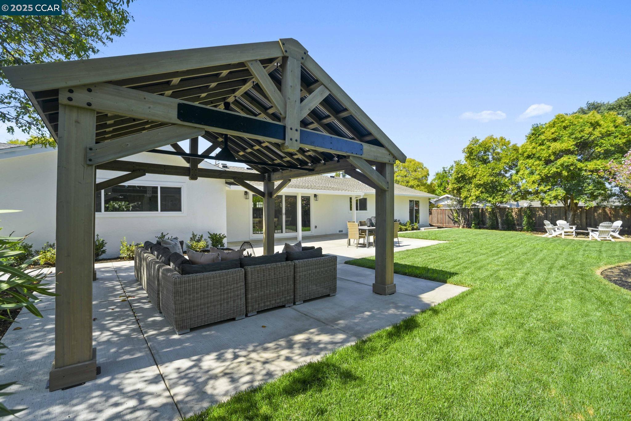 Detail Gallery Image 46 of 59 For 3715 Liscome Way, Concord,  CA 94518 - 4 Beds | 2/1 Baths