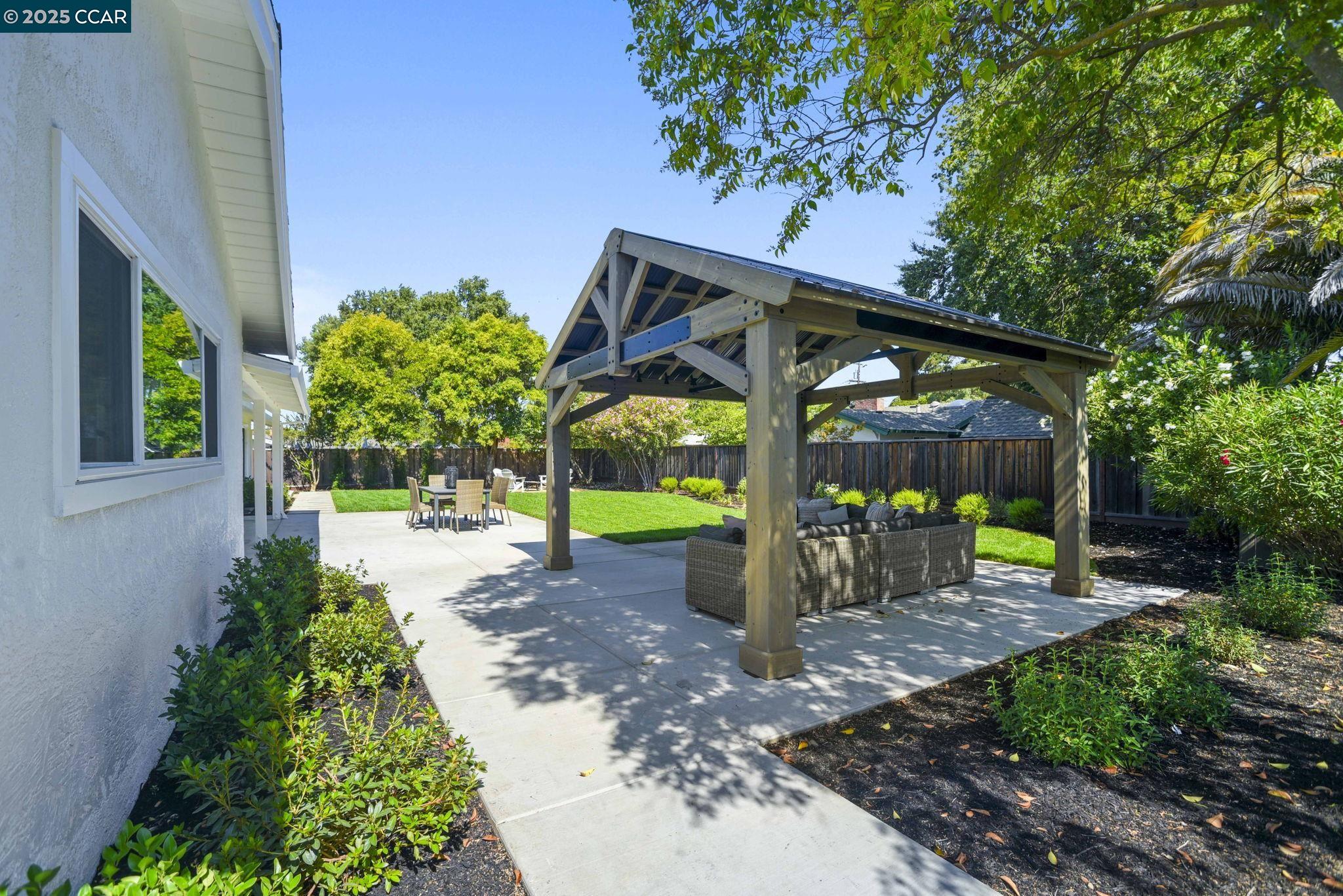 Detail Gallery Image 47 of 59 For 3715 Liscome Way, Concord,  CA 94518 - 4 Beds | 2/1 Baths