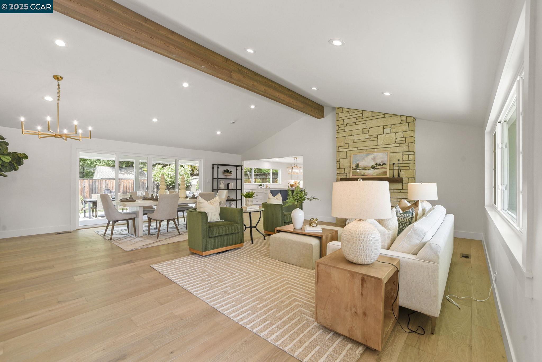 Detail Gallery Image 7 of 58 For 3715 Liscome Way, Concord,  CA 94518 - 4 Beds | 2/1 Baths