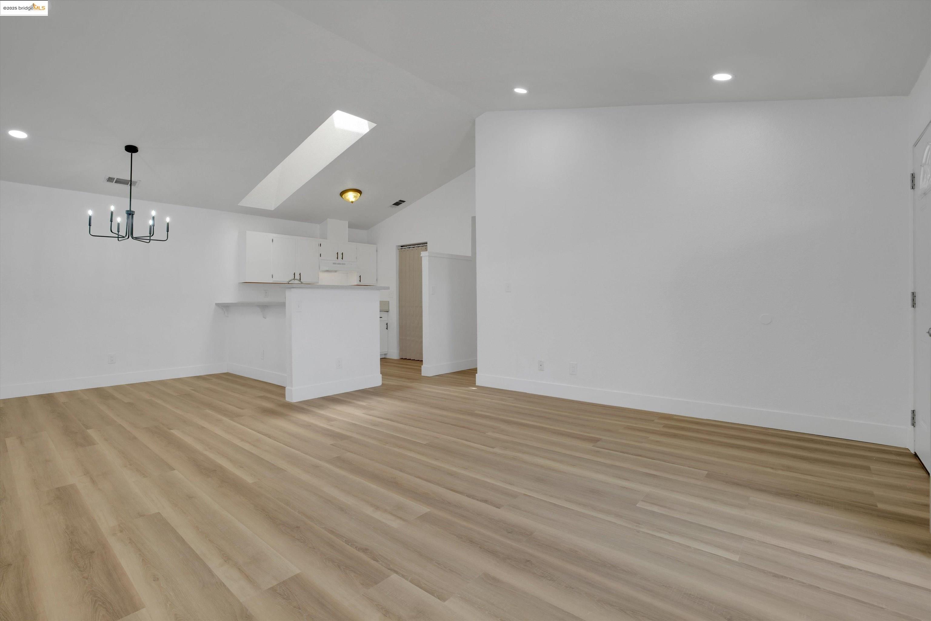 Detail Gallery Image 9 of 27 For 835 Villa Ter, Brentwood,  CA 94513 - 2 Beds | 1/1 Baths
