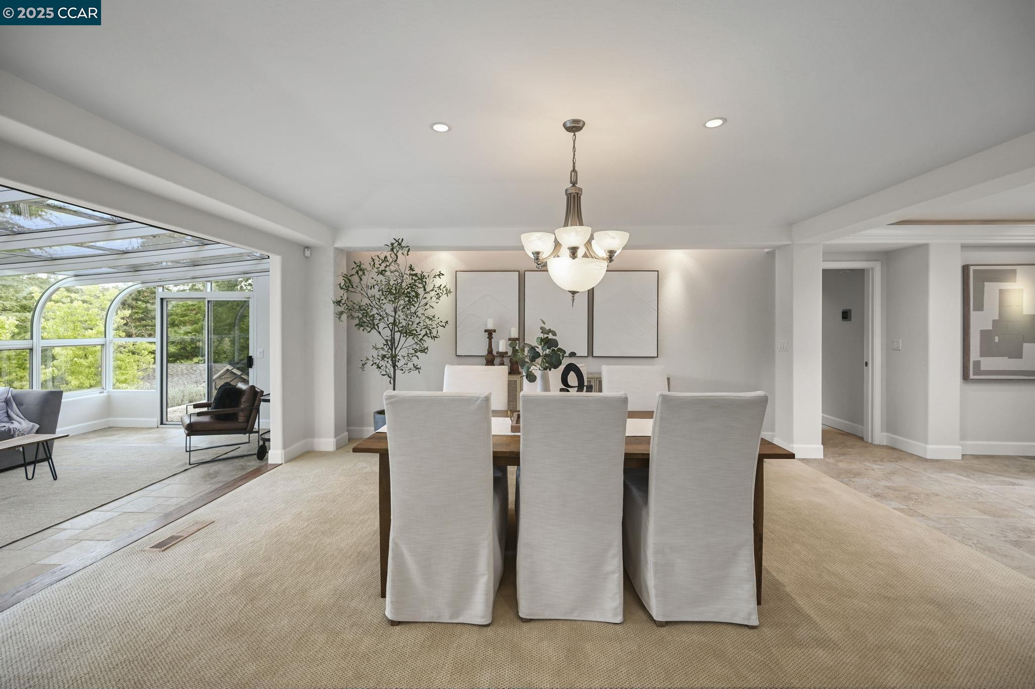 Detail Gallery Image 12 of 58 For 34 Willowview Ct, Danville,  CA 94526 - 4 Beds | 2/1 Baths