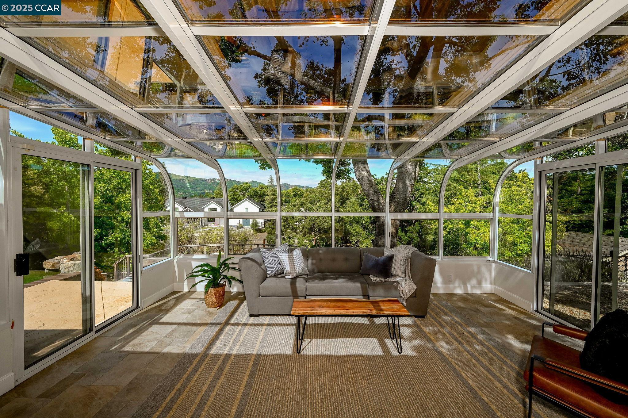 Detail Gallery Image 15 of 58 For 34 Willowview Ct, Danville,  CA 94526 - 4 Beds | 2/1 Baths