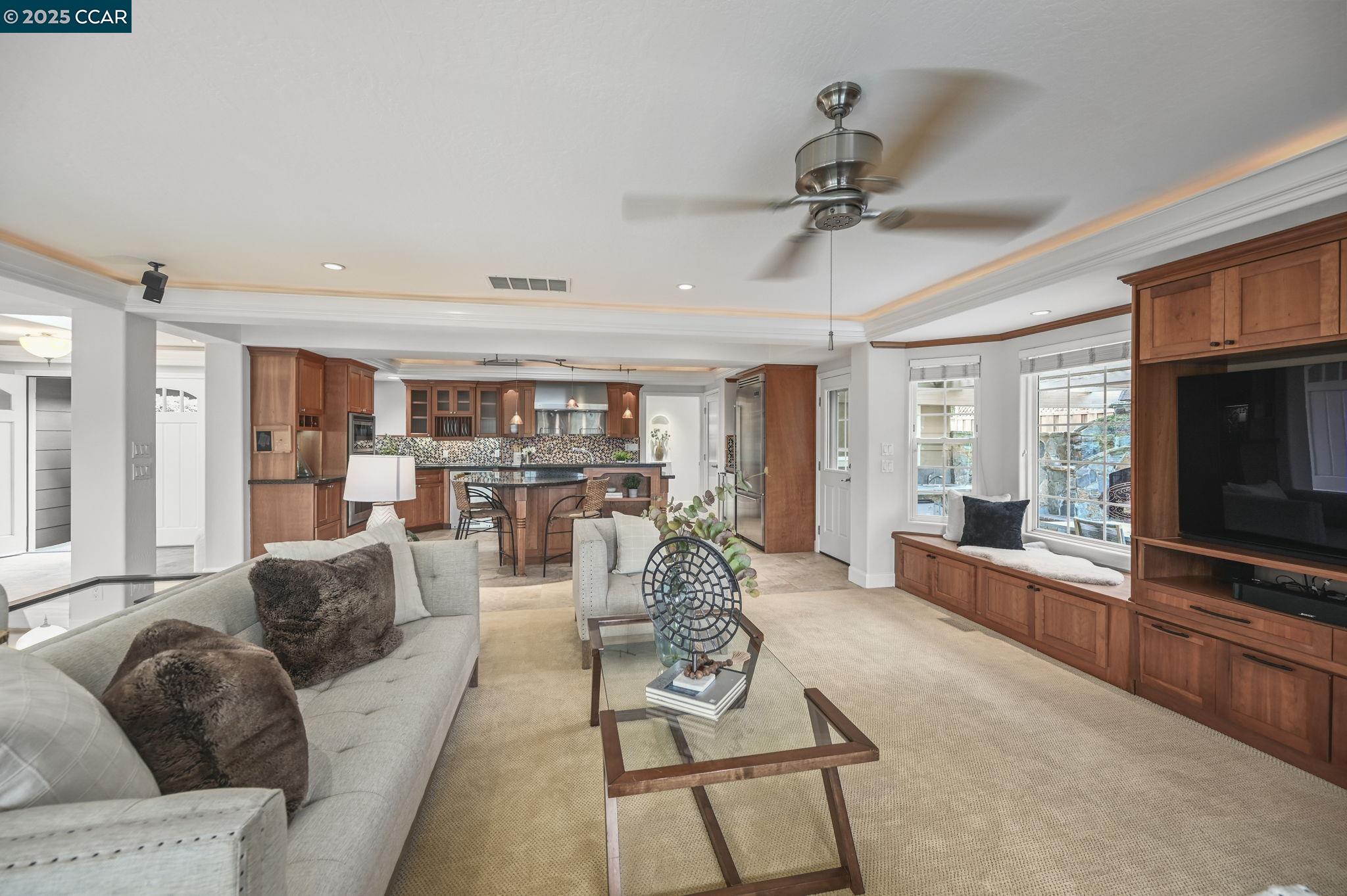 Detail Gallery Image 18 of 58 For 34 Willowview Ct, Danville,  CA 94526 - 4 Beds | 2/1 Baths