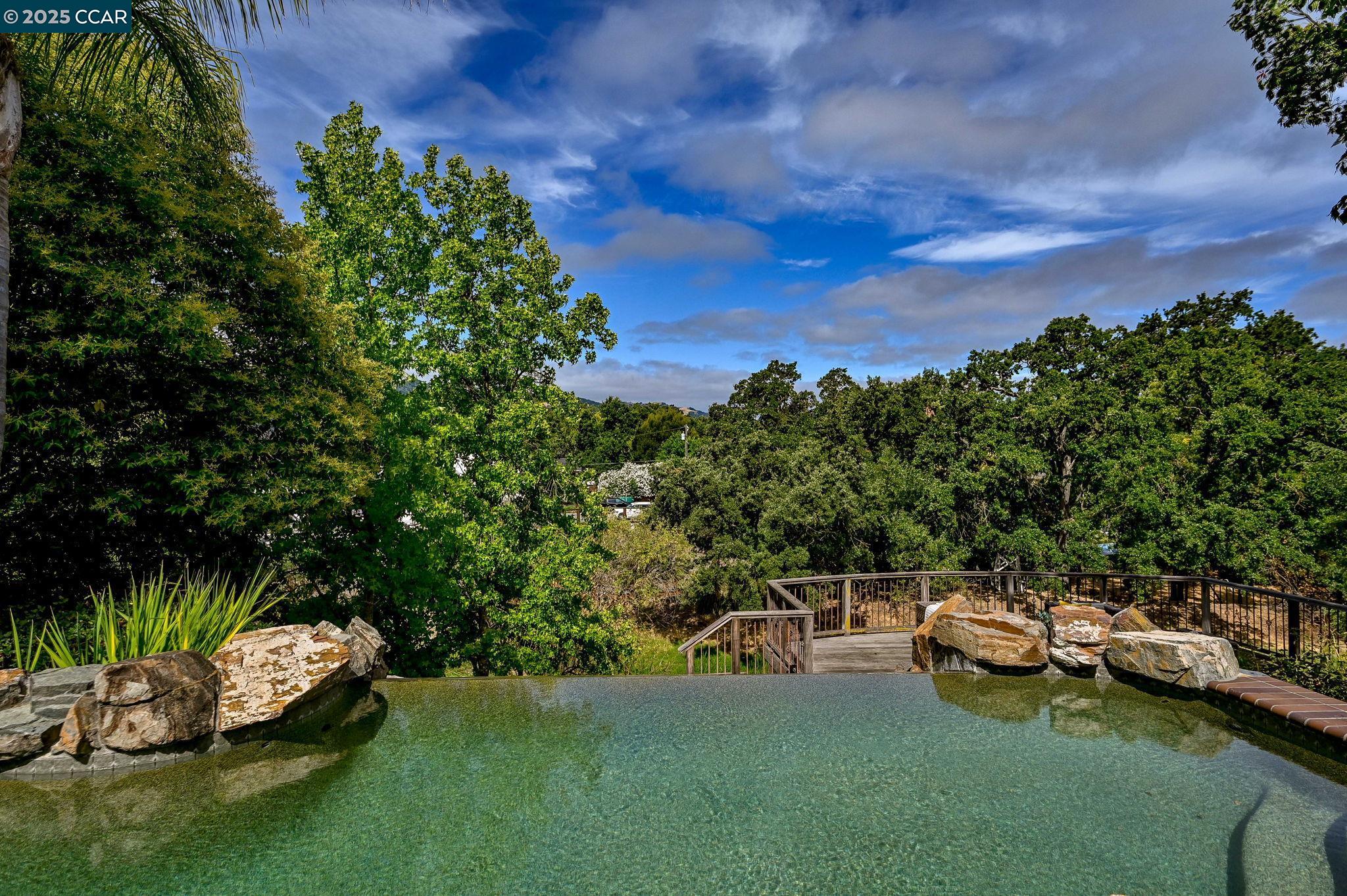 Detail Gallery Image 45 of 58 For 34 Willowview Ct, Danville,  CA 94526 - 4 Beds | 2/1 Baths
