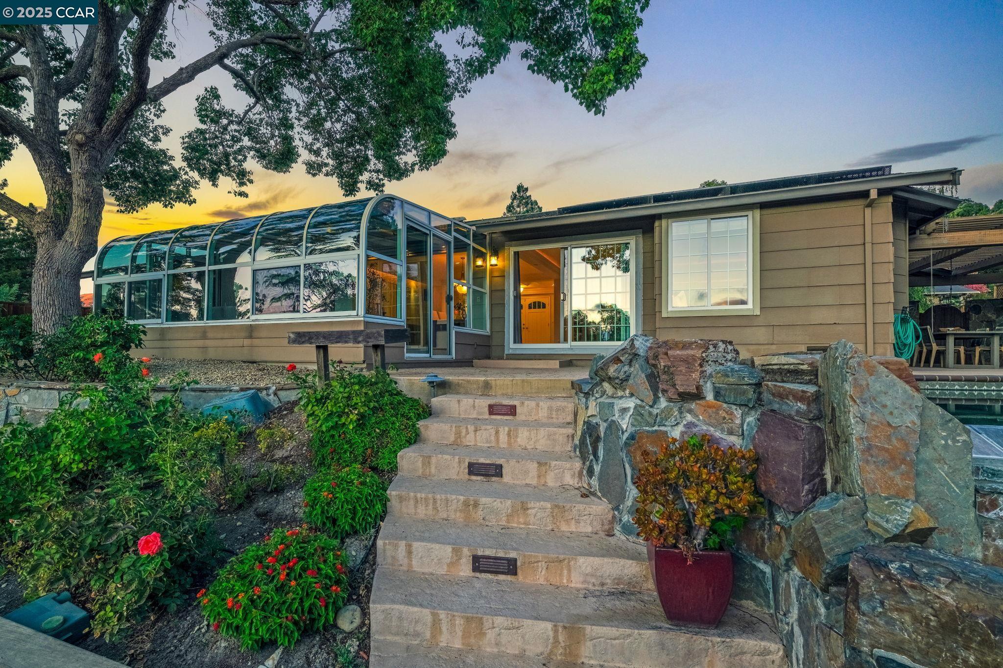 Detail Gallery Image 49 of 58 For 34 Willowview Ct, Danville,  CA 94526 - 4 Beds | 2/1 Baths